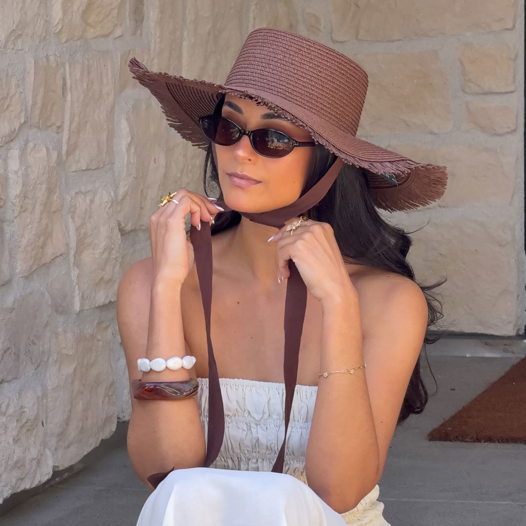 BRITTRAMJIT_BODEY-SADDLE_5-hatcrop_324f8c81-2d9d-4e40-97eb-c55546c7aa8e-1.jpg