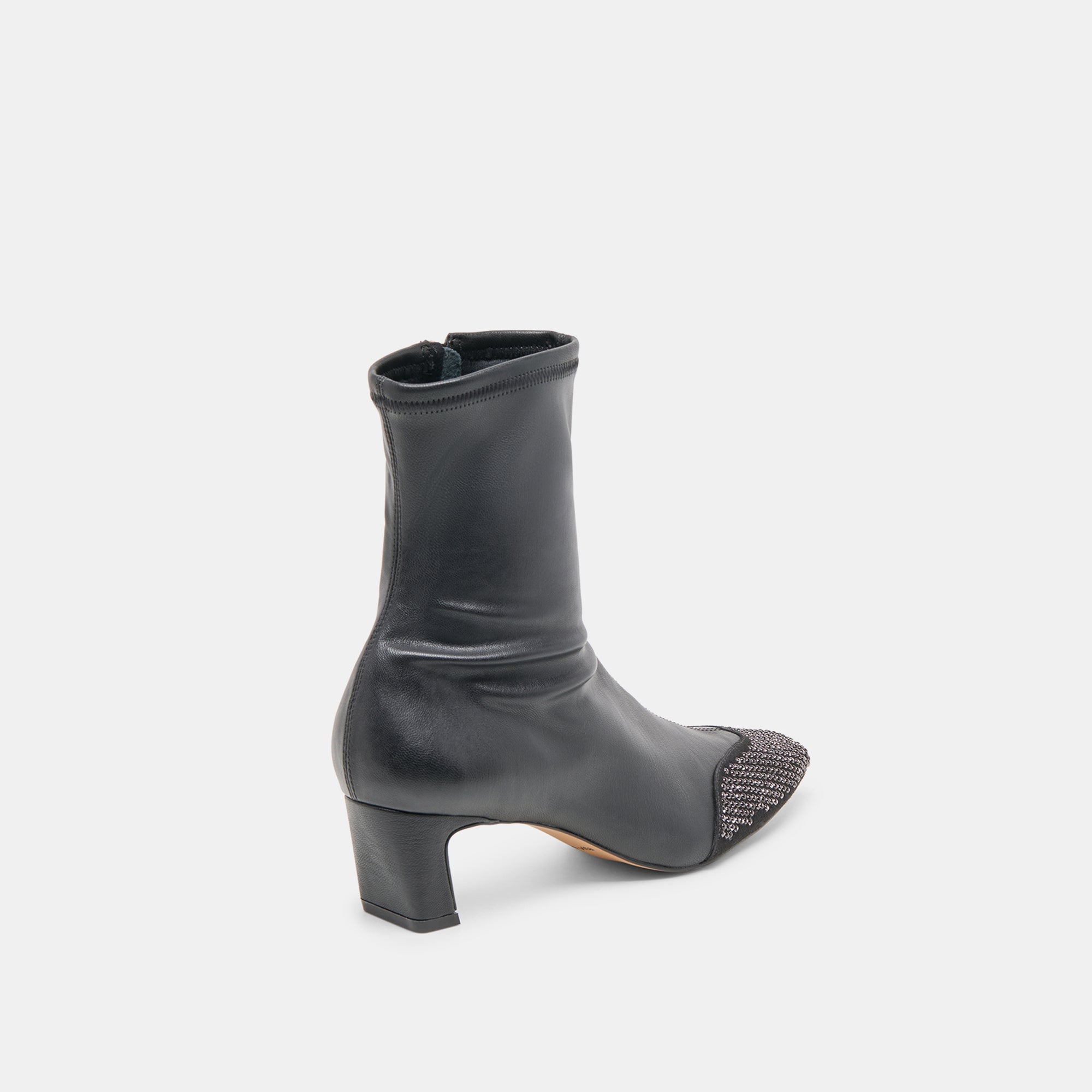 DOLCEVITA-BOOTS_ANIKASTUD_BLACKLEATHER-03_59704905-c03e-43a6-a0ae-1c71fc5e1942.jpg