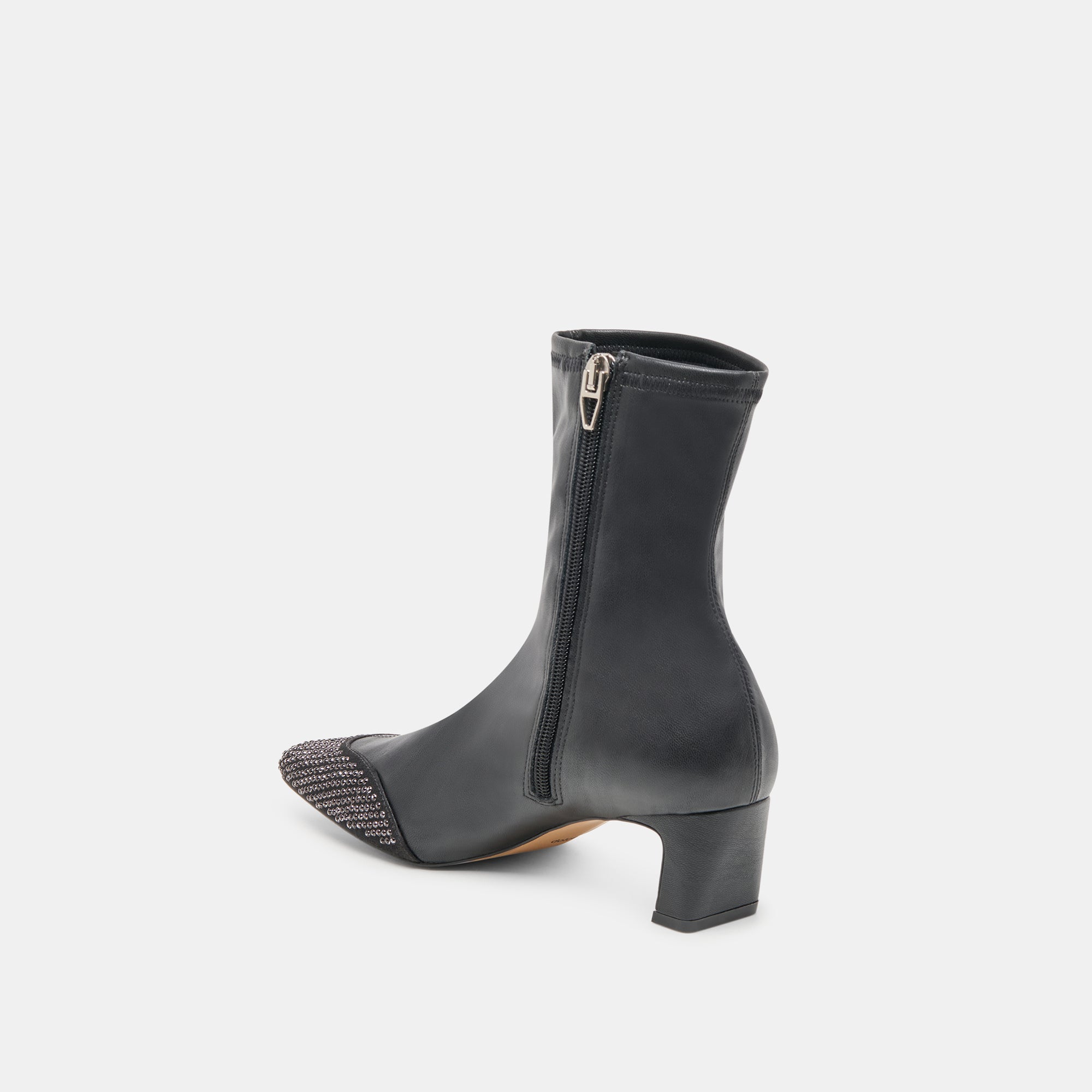 DOLCEVITA-BOOTS_ANIKASTUD_BLACKLEATHER-08_7f125dd6-9caf-45d9-8d79-35fb1cb8c2e8.jpg