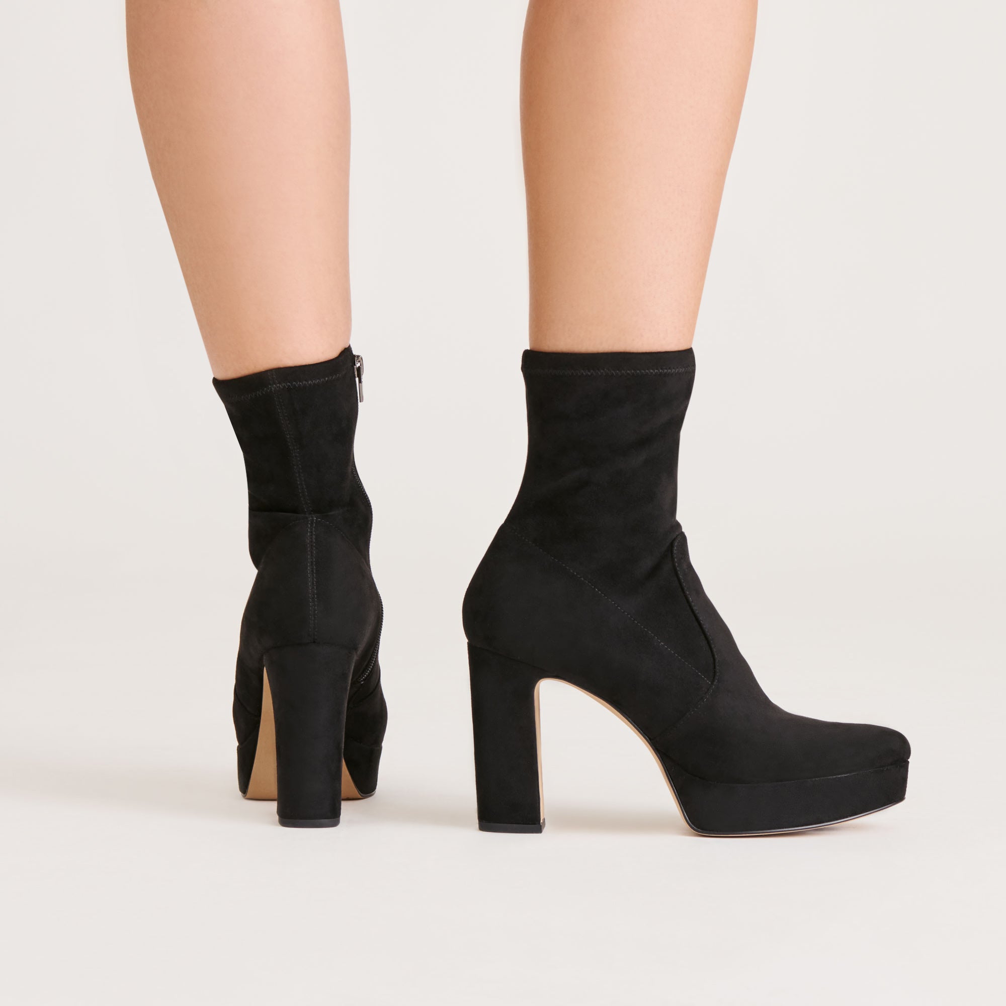 DOLCEVITA-BOOTS_CHASLY_ONYXSTELLASUEDE_3-1.jpg