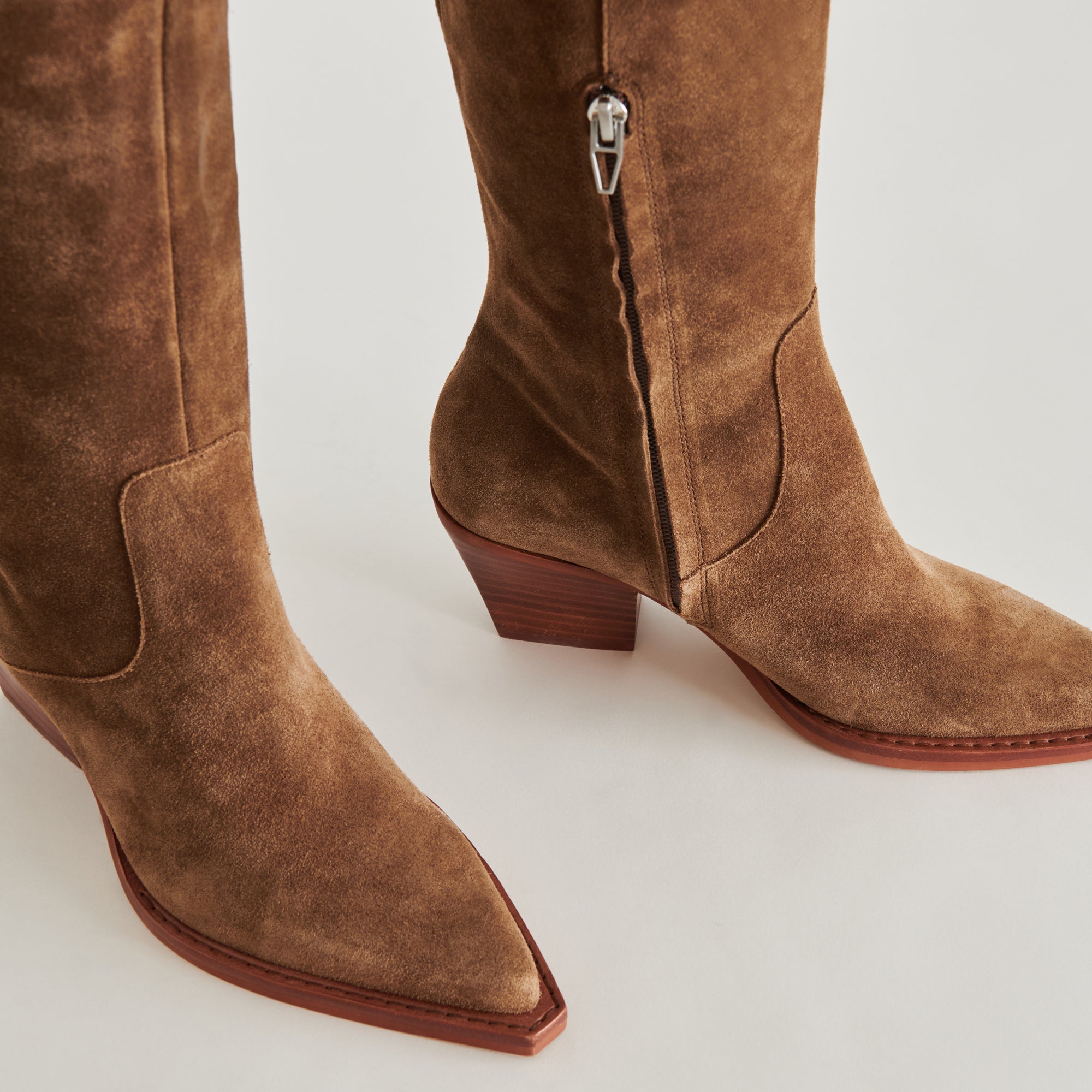DOLCEVITA-BOOTS_RAJ_BROWNSUEDE_DETAILS_07.jpg