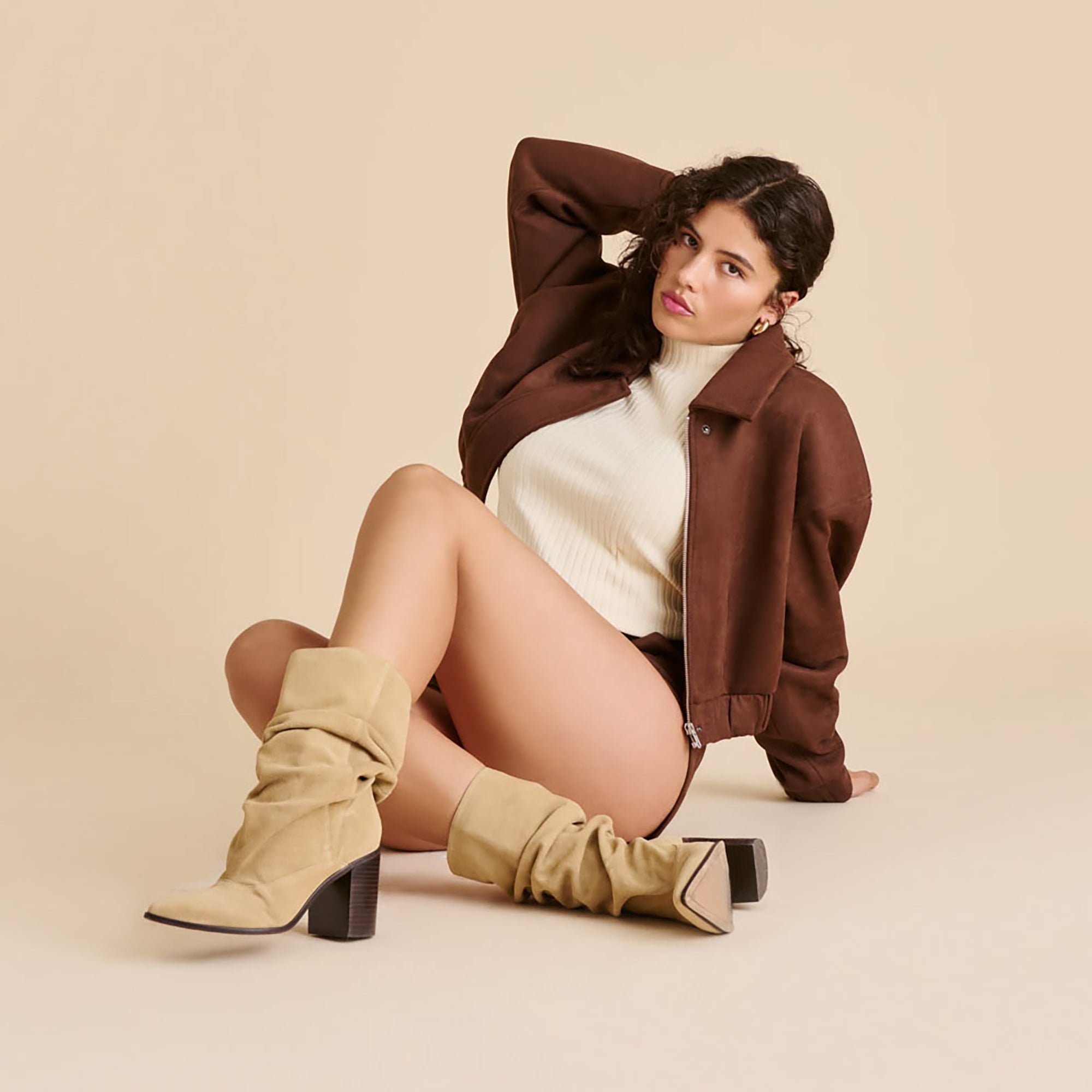 DOLCEVITA-BOOTS_TALINA_DK-TAUPE-SUEDE_2.jpg