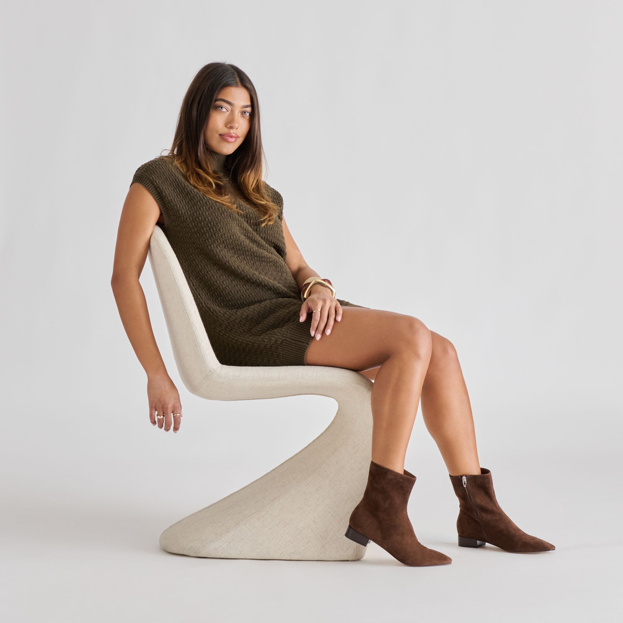 DOLCEVITA-BOOTS_TARINE_DKBROWNSUEDE_02-1.jpg
