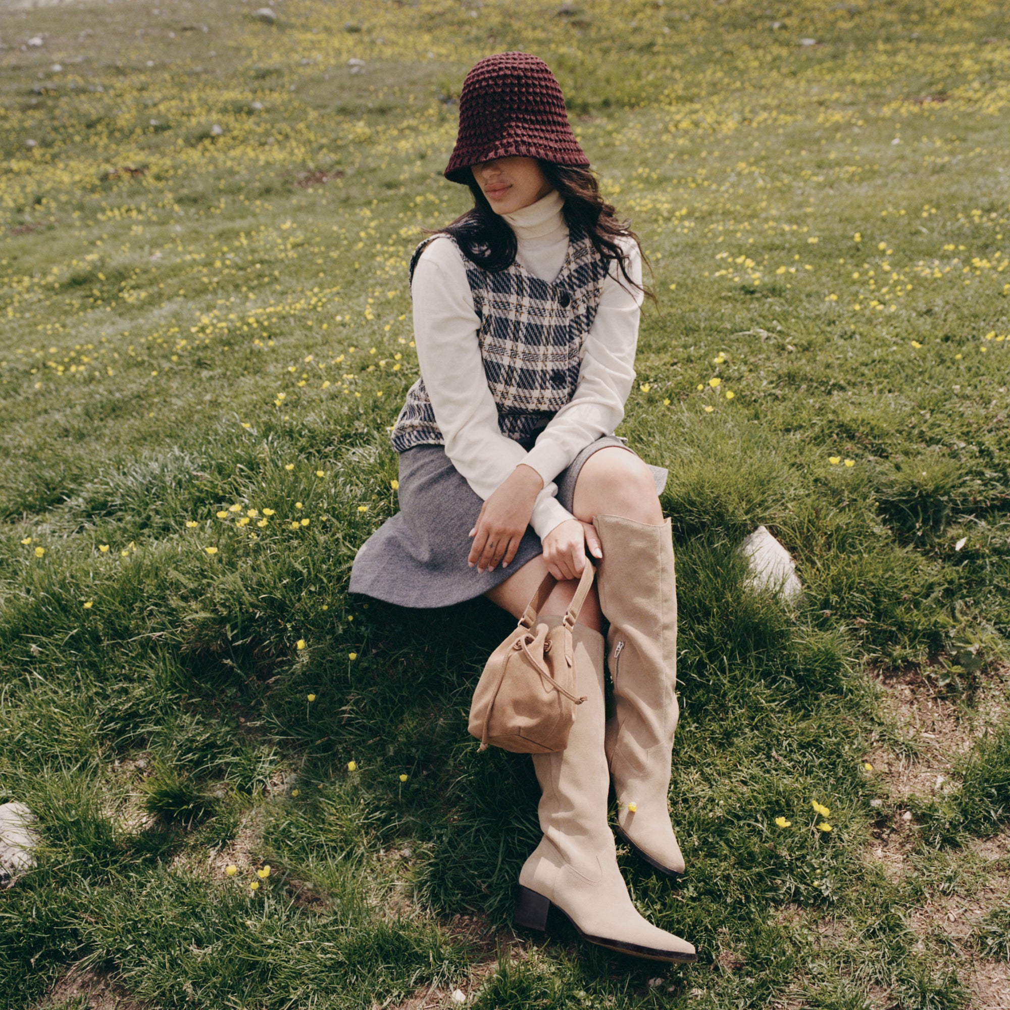 DOLCEVITA-BOOTS_VIRONA_H2O_DK_TAUPE_SUEDE_H2O_AMARU_BROWN-1.jpg