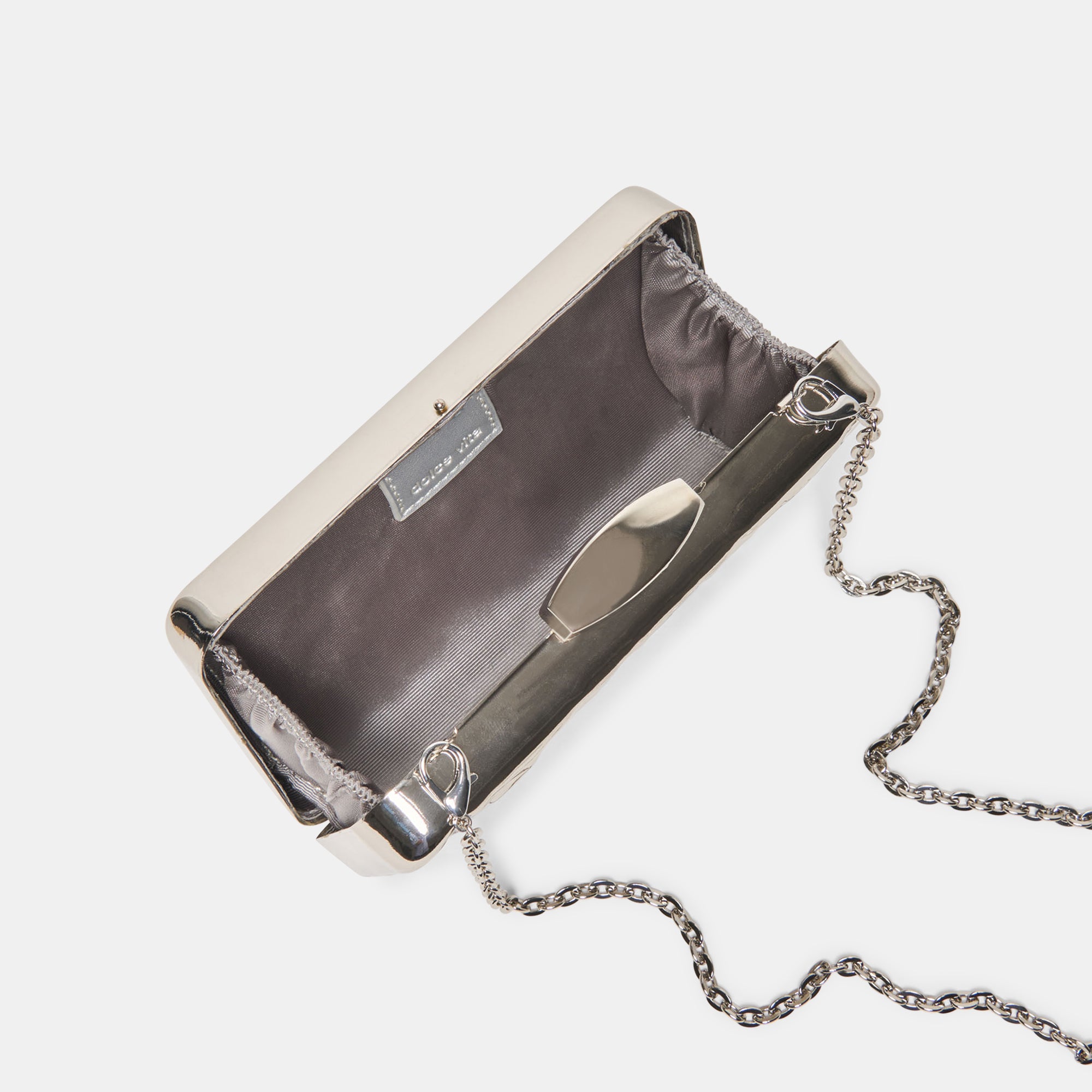 DOLCEVITA-CLUTCH_DELIA_SILVER_5.jpg