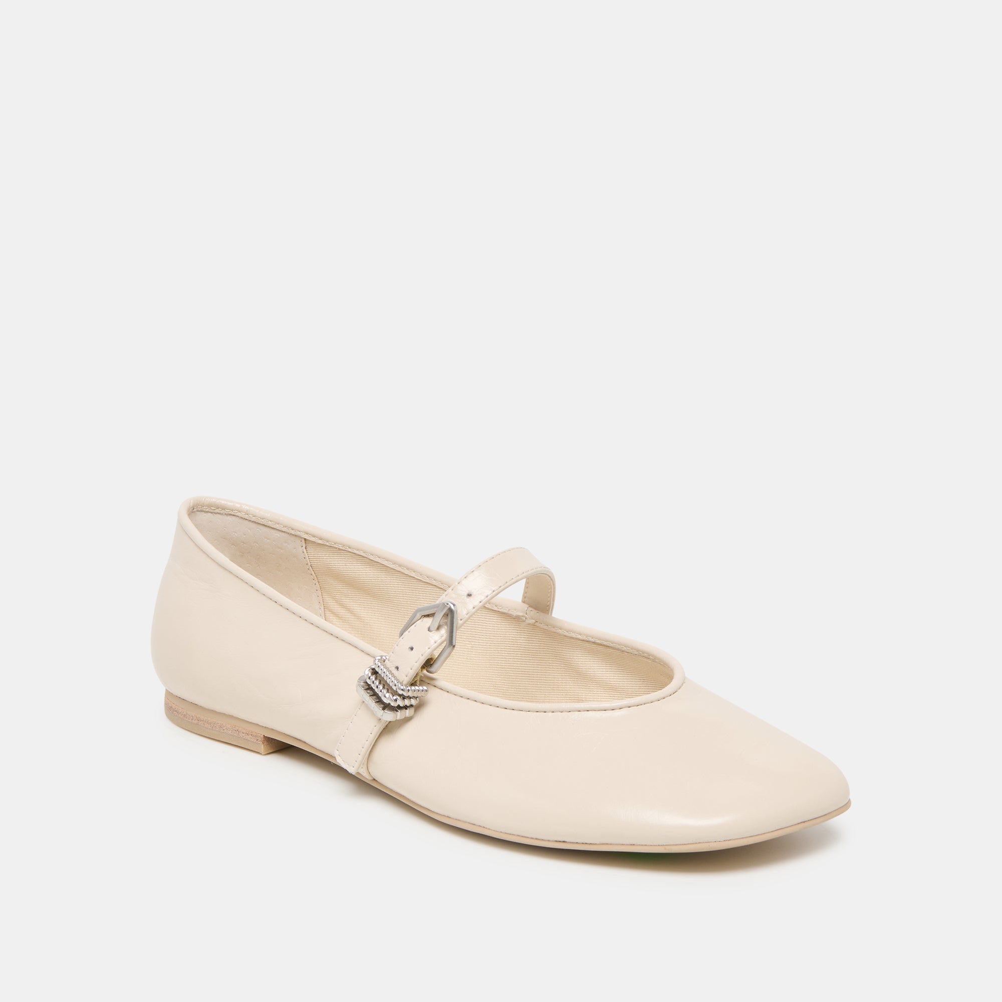 DOLCEVITA-FLATS_ALIZZA_CREMECRINKLEPATENT-01.jpg