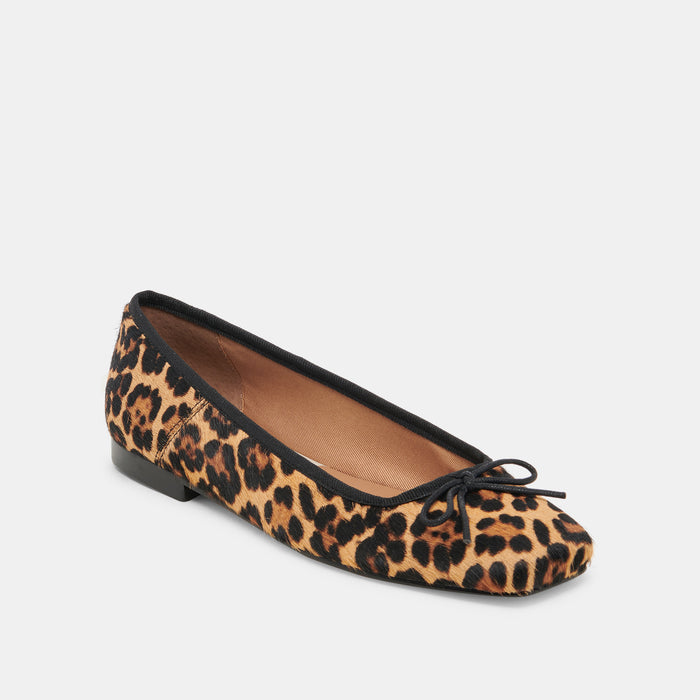 DOLCEVITA-FLATS_ANISA_DKLEOPARDCALFHAIR-01.jpg