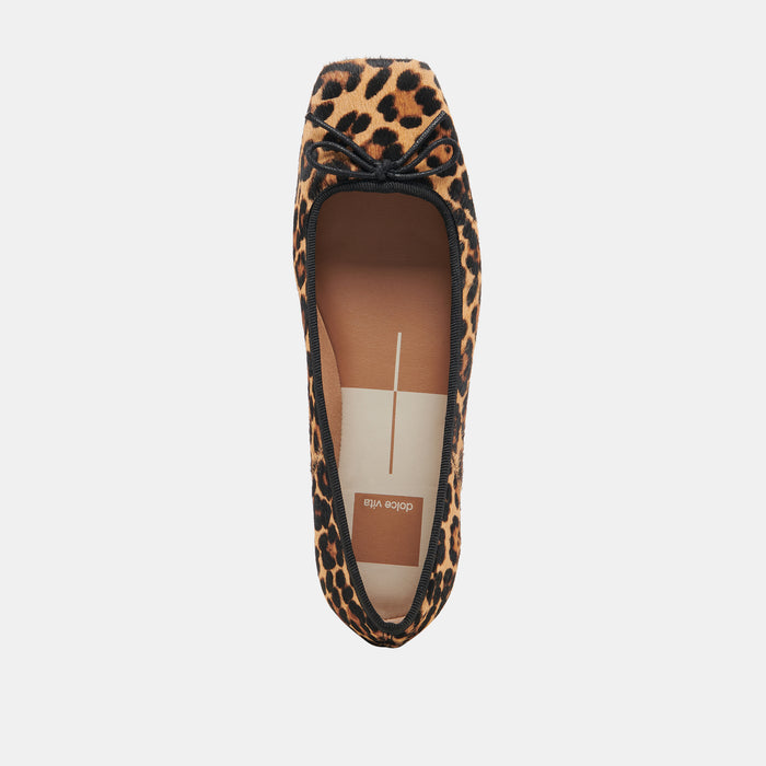 DOLCEVITA-FLATS_ANISA_DKLEOPARDCALFHAIR-06.jpg