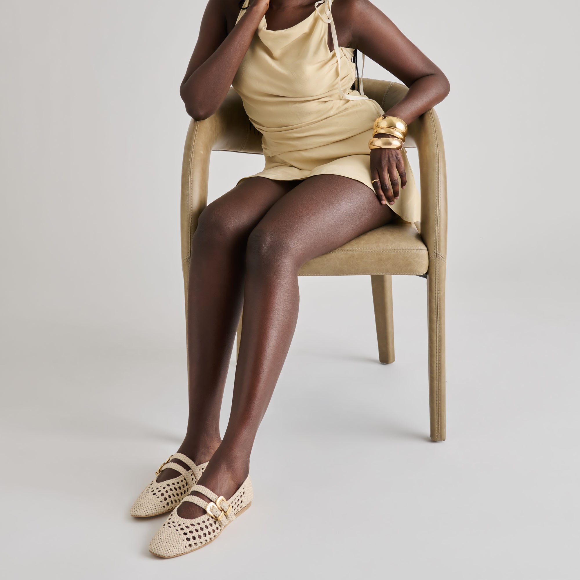 DOLCEVITA-FLATS_BAYLEEWOVEN_CREME-WOVENSTELLA_02-1.jpg