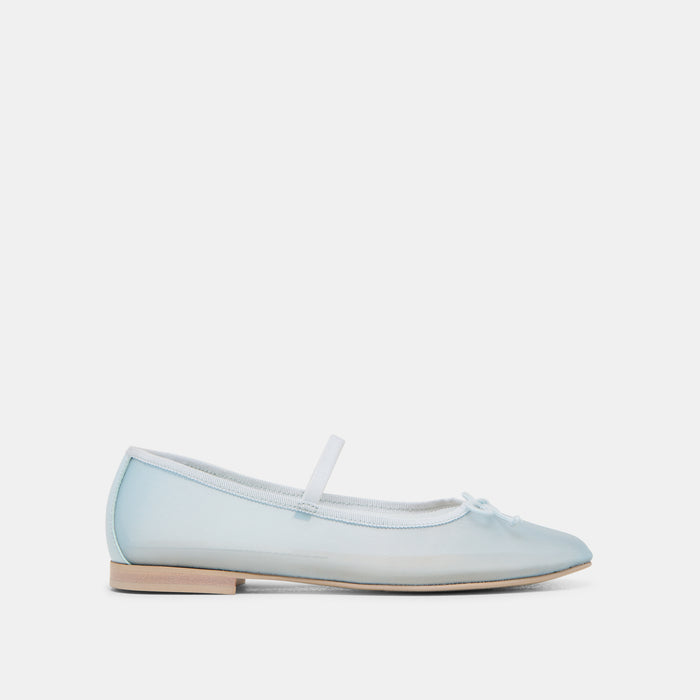DOLCEVITA-FLATS_CADEL_ICEBLUEMESH-02.jpg