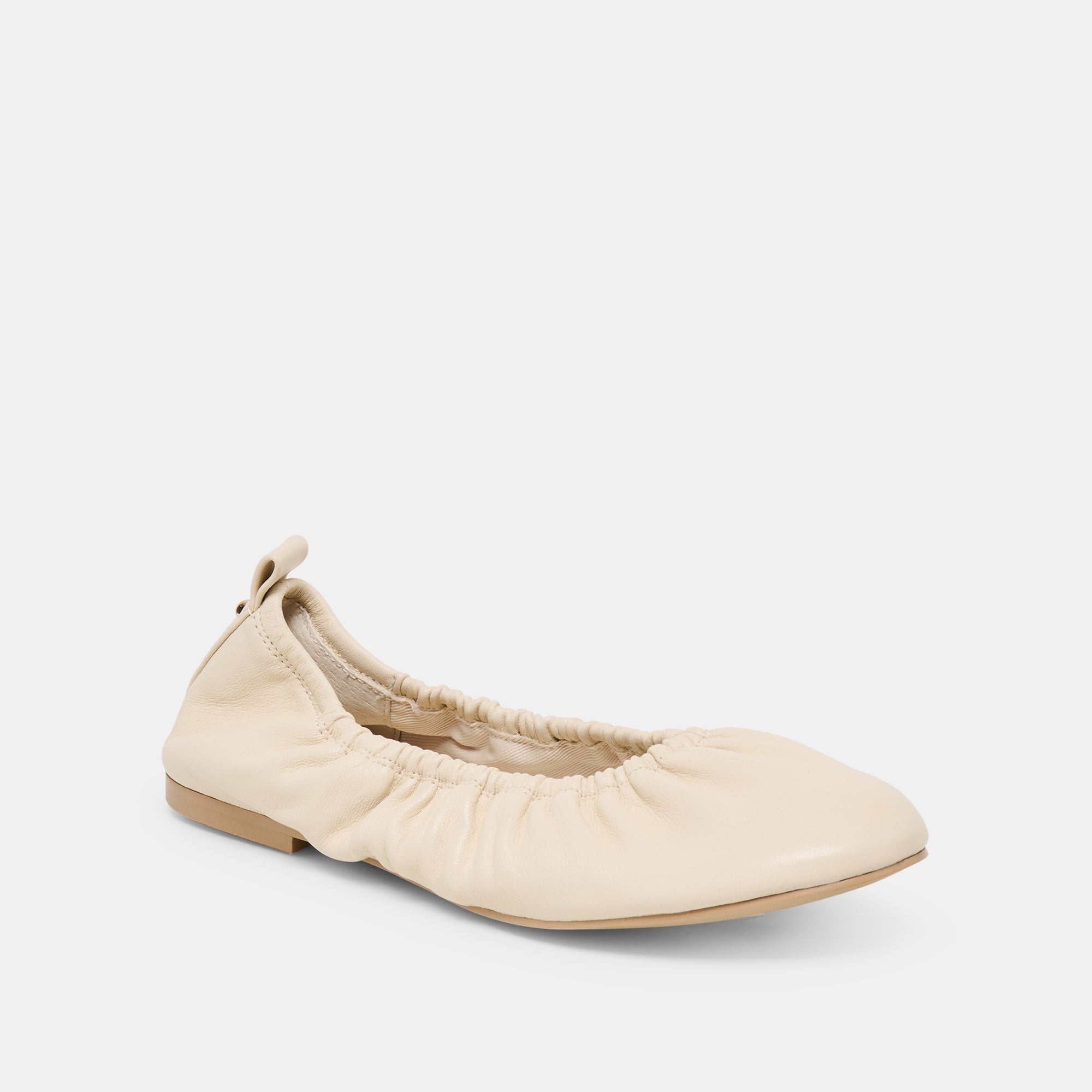 DOLCEVITA-FLATS_CONRAD_BONELEATHER-01.jpg