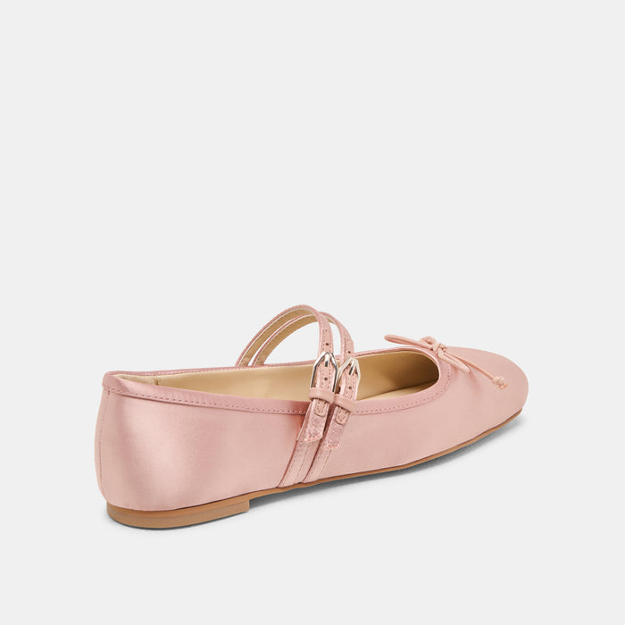 DOLCEVITA-FLATS_GIBSEN_BLUSHSATIN-03-1.jpg