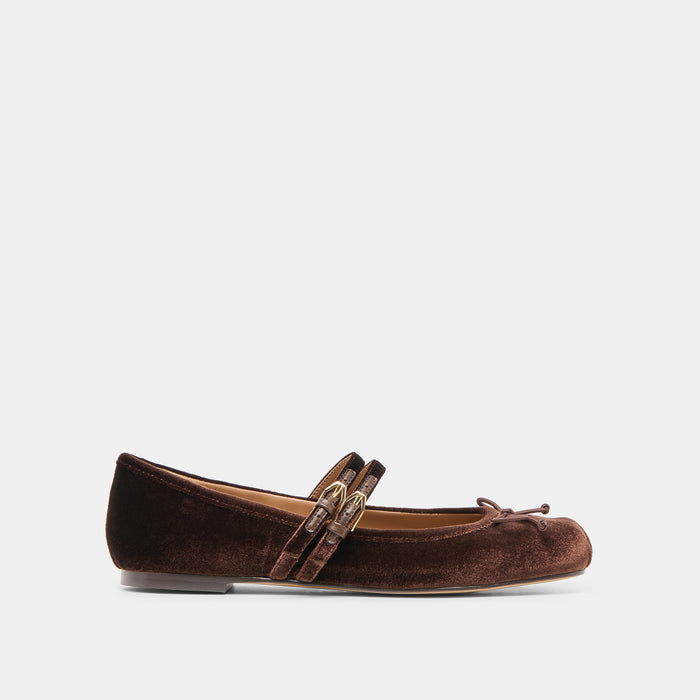 DOLCEVITA-FLATS_GIBSEN_CHOCOLATEVELVET-02.jpg