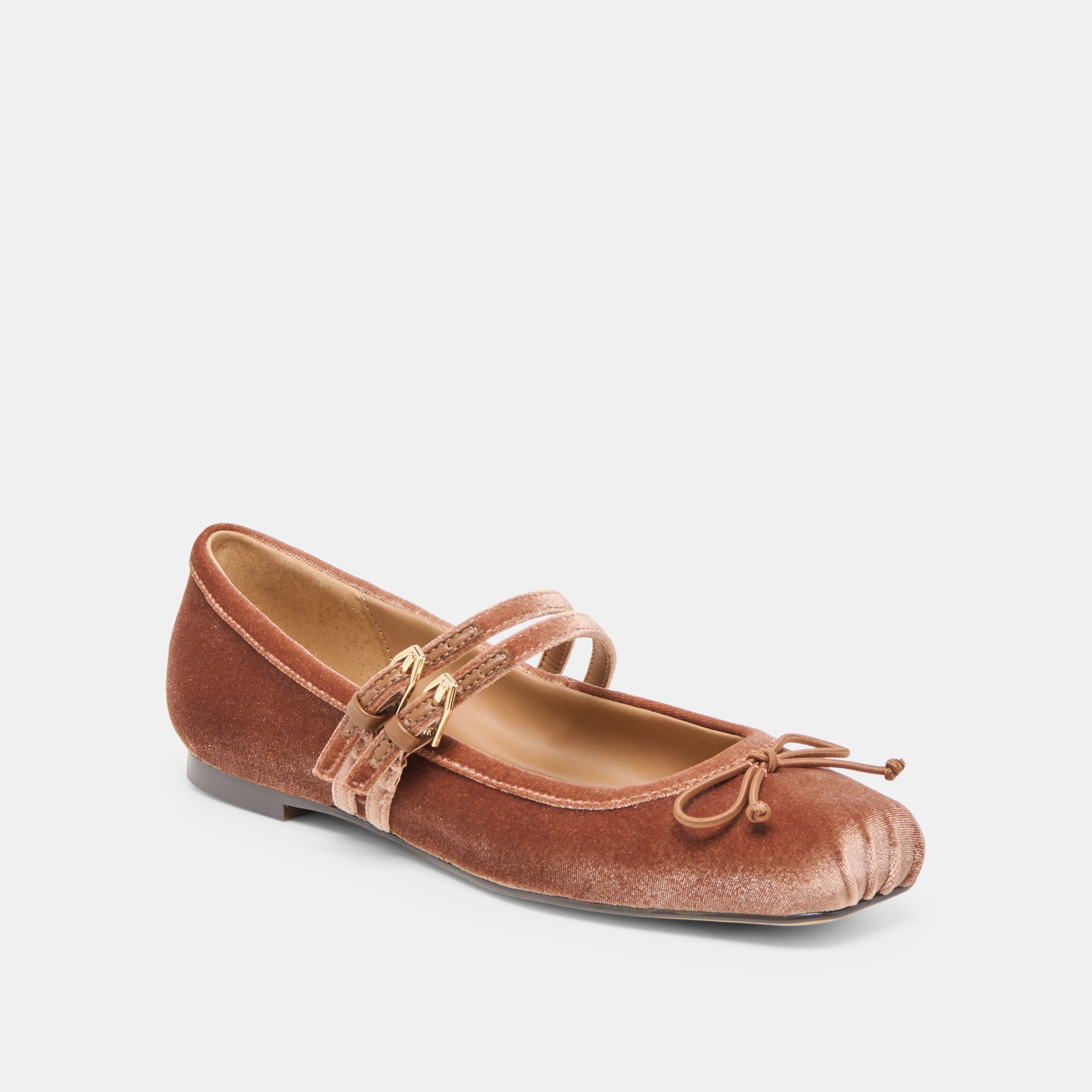 DOLCEVITA-FLATS_GIBSEN_DKROSEVELVET-01.jpg
