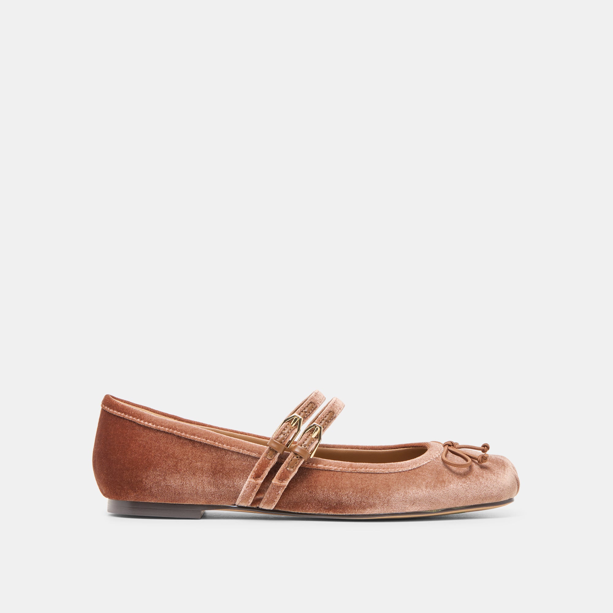 DOLCEVITA-FLATS_GIBSEN_DKROSEVELVET-02-1.jpg