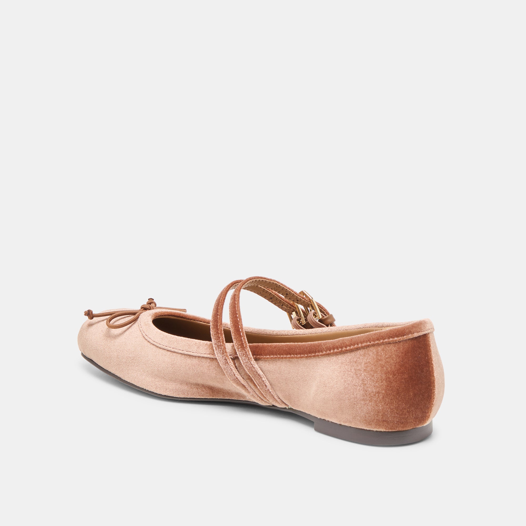 DOLCEVITA-FLATS_GIBSEN_DKROSEVELVET-08.jpg