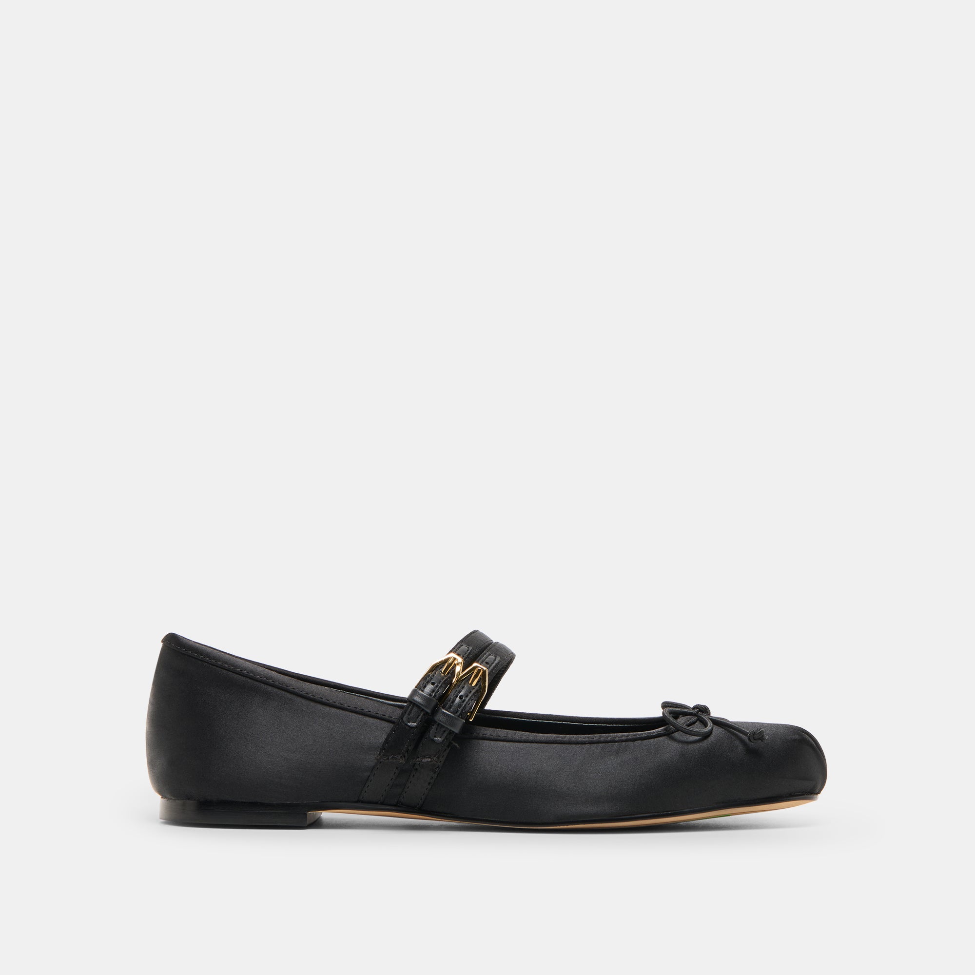 DOLCEVITA-FLATS_GIBSEN_ONYXSATIN-02-1.jpg