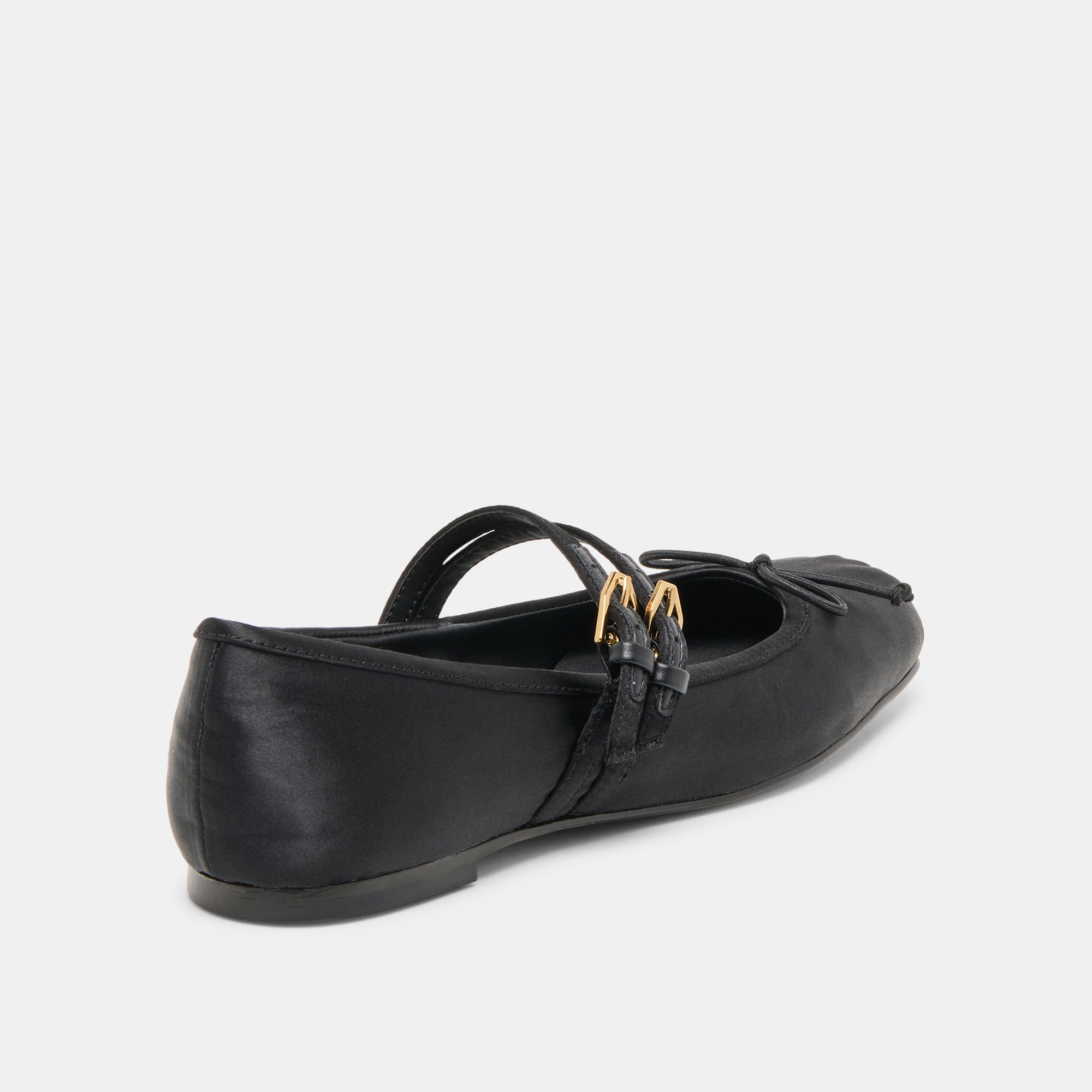 DOLCEVITA-FLATS_GIBSEN_ONYXSATIN-03.jpg
