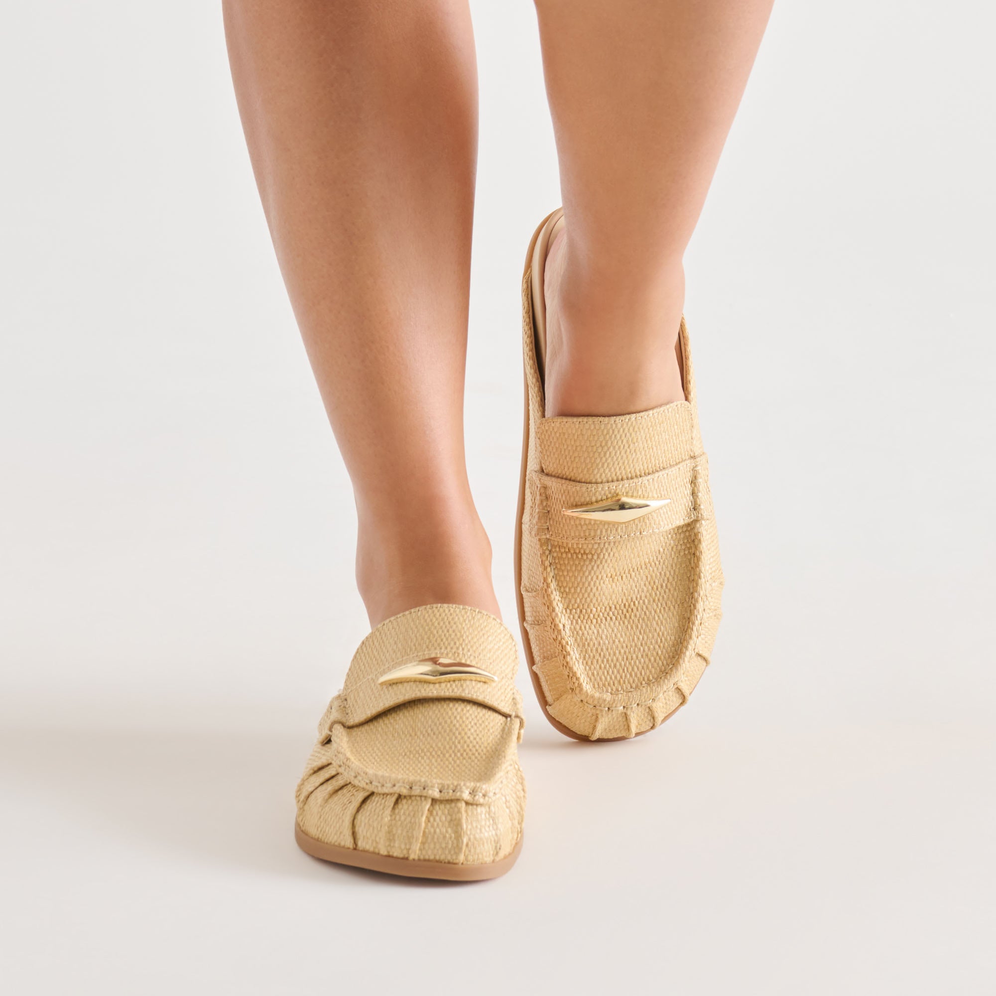 DOLCEVITA-FLATS_JODERO_LTNATURALRAFFIA_02.jpg