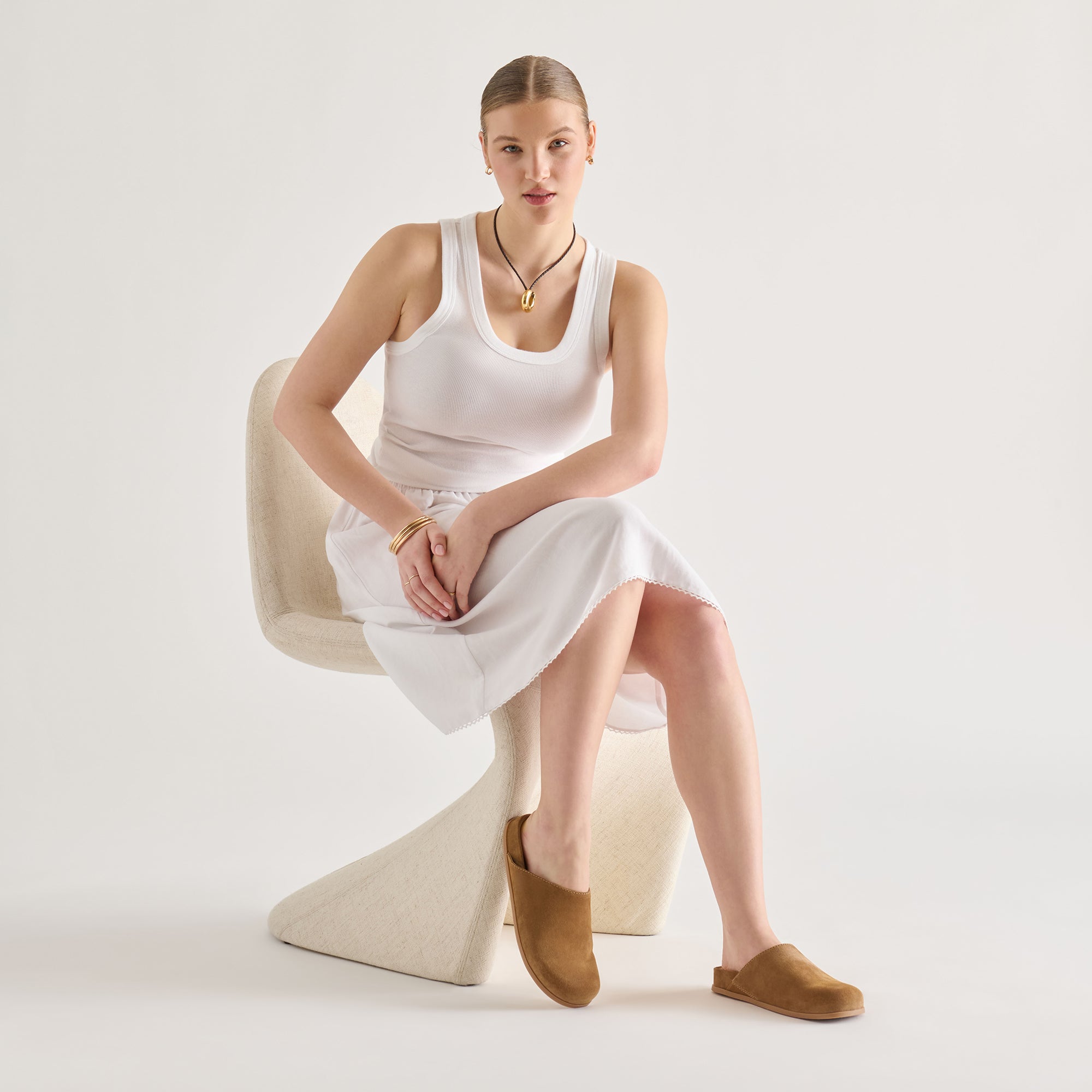 DOLCEVITA-FLATS_JONEY_LTBROWN_01.jpg
