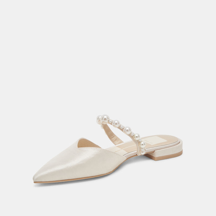 DOLCEVITA-FLATS_KANIKAPEARLLOW_VANILLAPEARLS-09.jpg