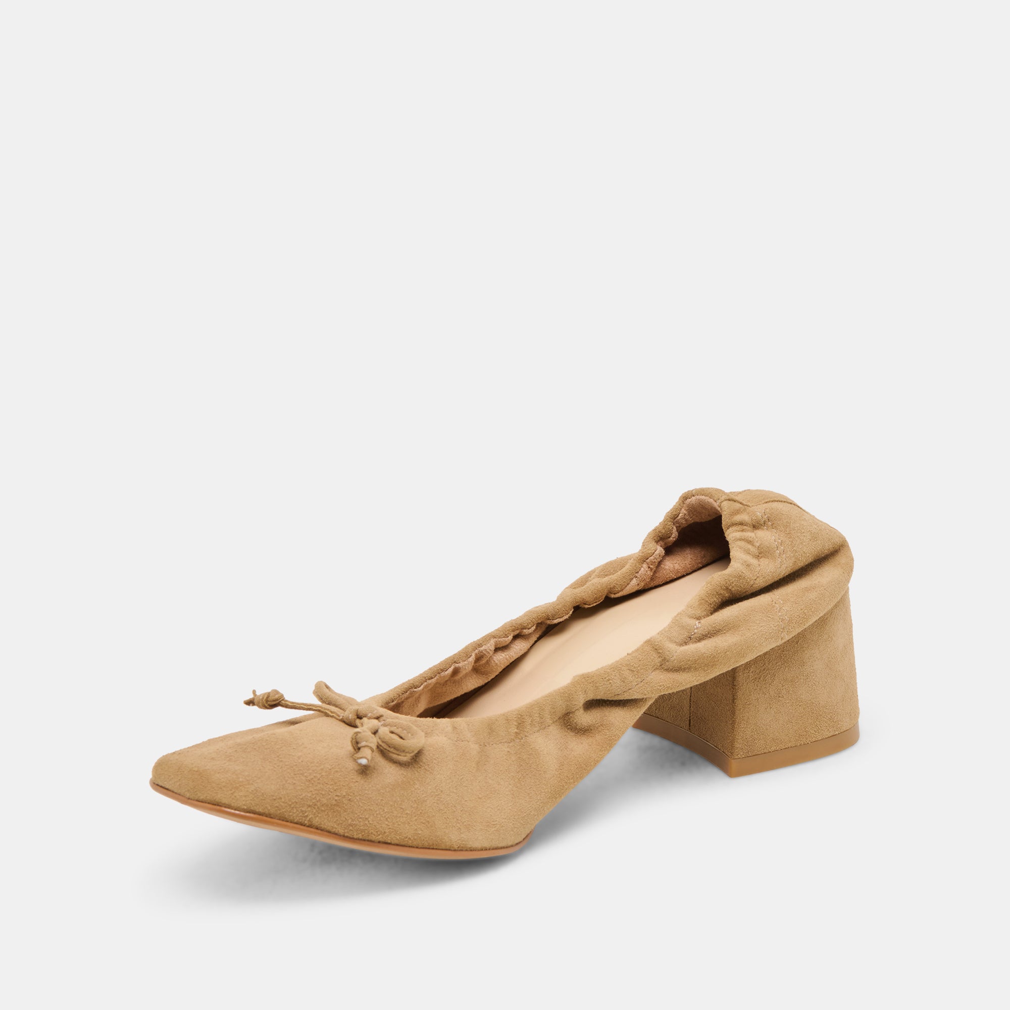 DOLCEVITA-FLATS_KARMIN_DKTAUPESUEDE-08.jpg