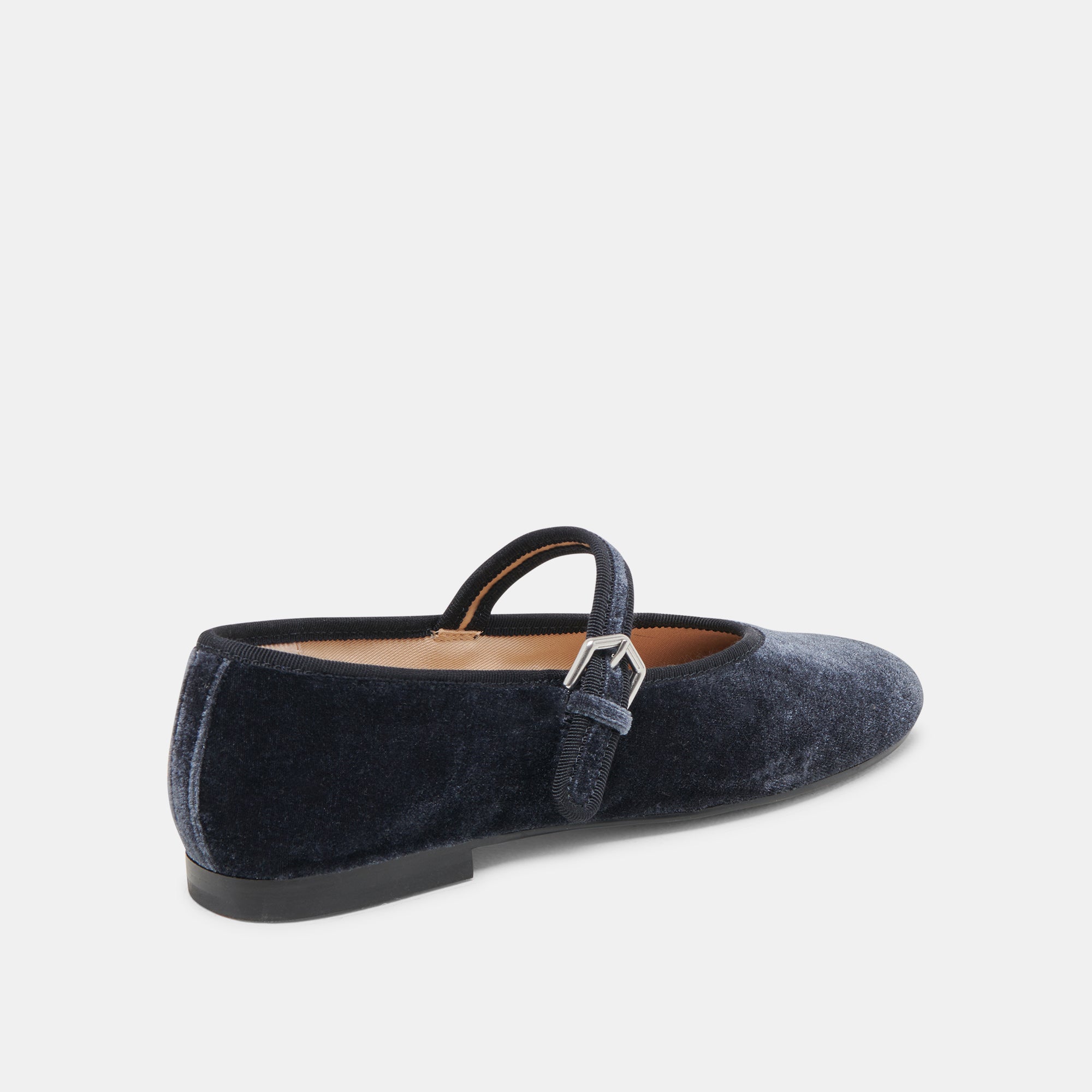 DOLCEVITA-FLATS_ROSLYN_DUSTYBLUEVELVET-03.jpg