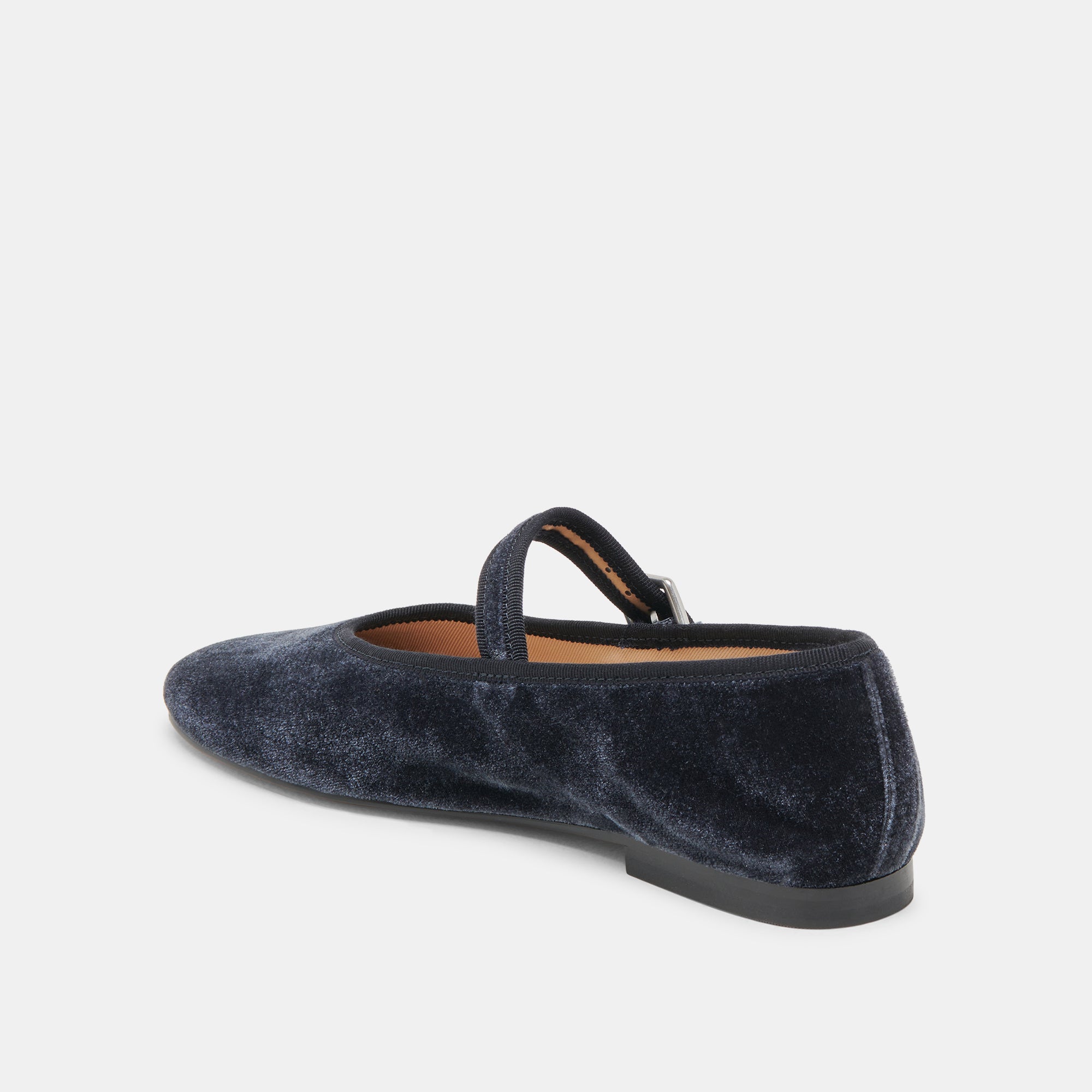 DOLCEVITA-FLATS_ROSLYN_DUSTYBLUEVELVET-09.jpg