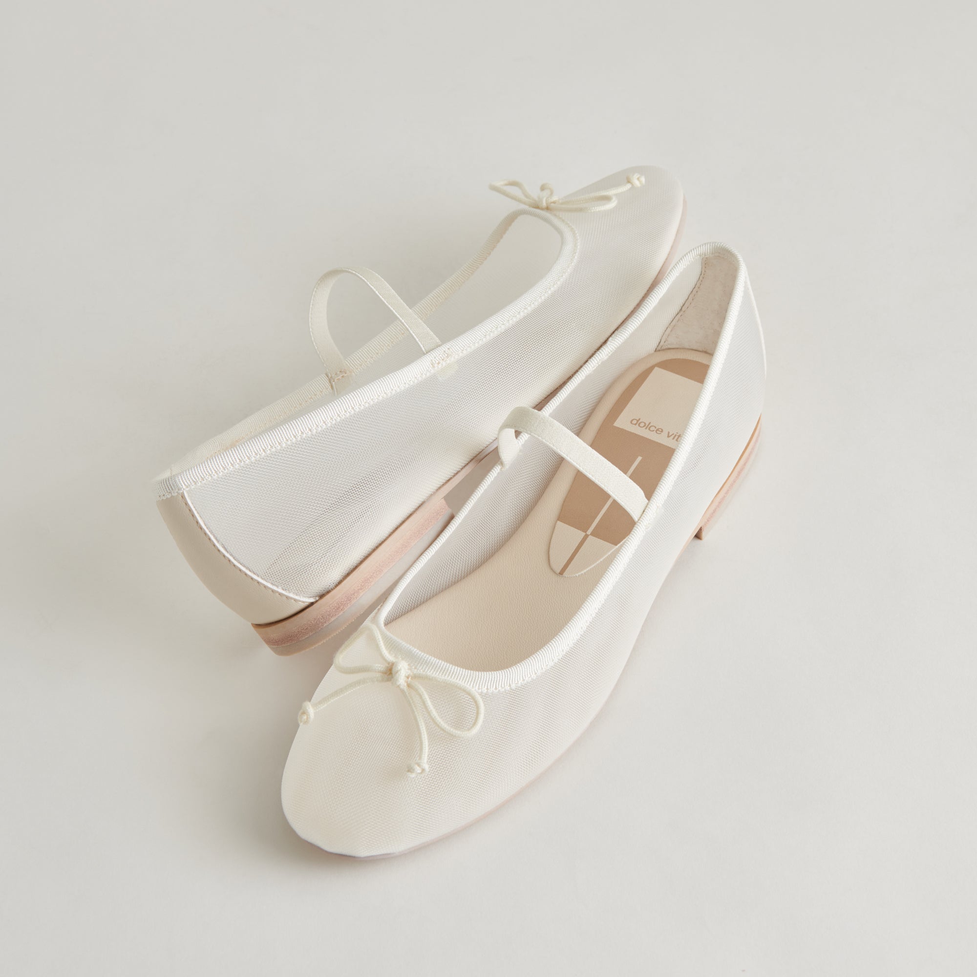 DOLCEVITA-FLAT_CADEL_IVORY_MESH_DETAILS_02.jpg