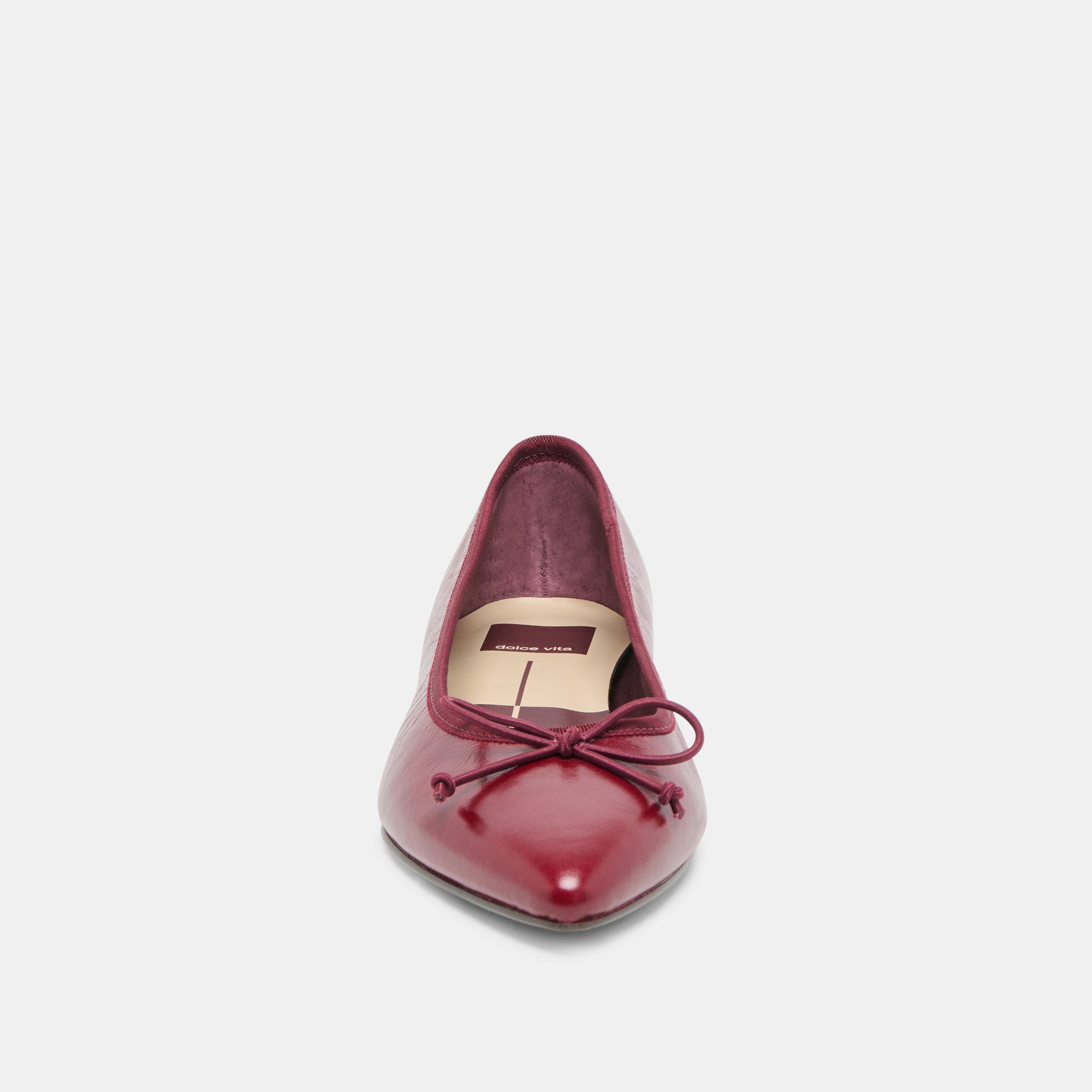DOLCEVITA-FLAT_CELIO_GARNETLEATHER-04.jpg
