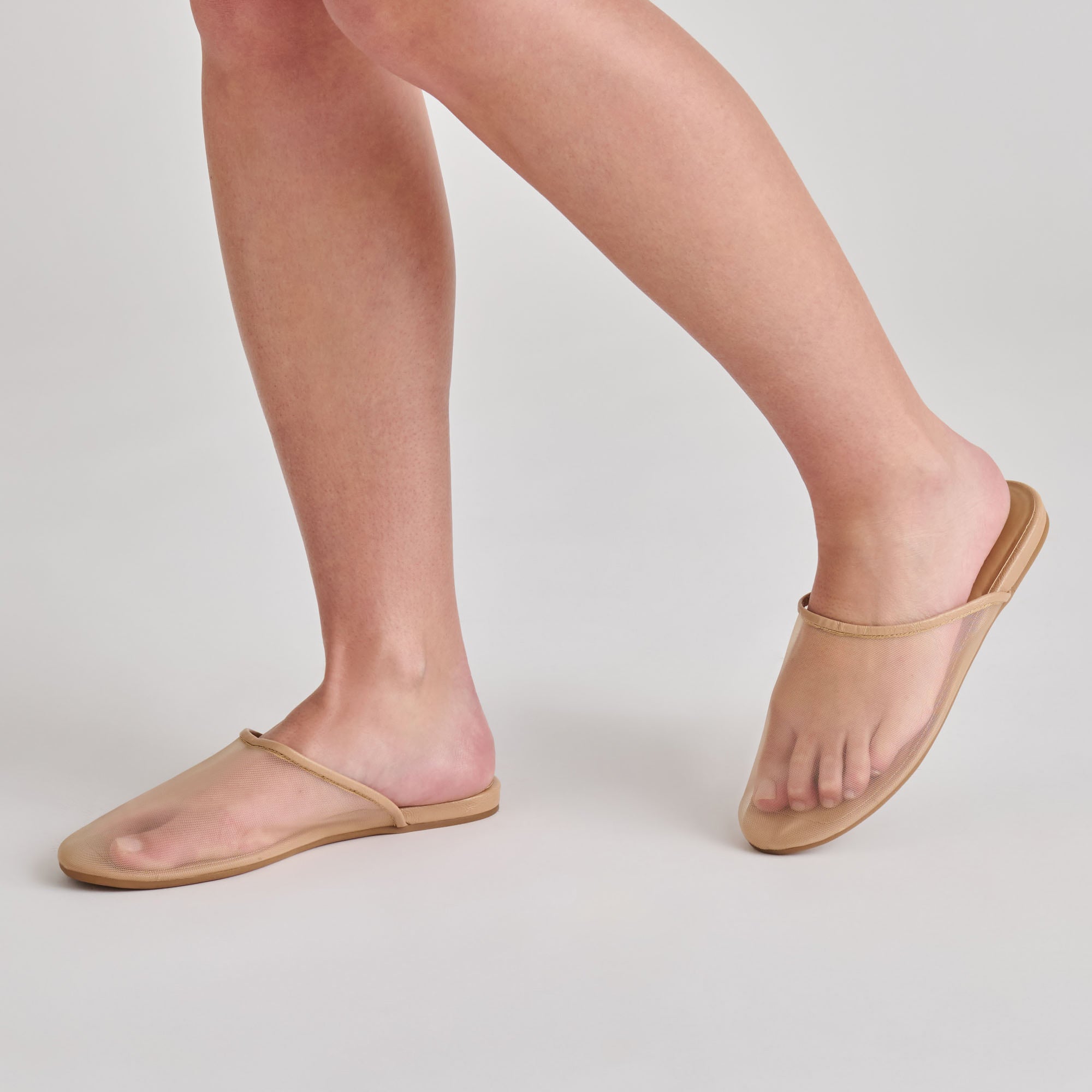 DOLCEVITA-FLAT_GENI_LTTANMESH_02.jpg
