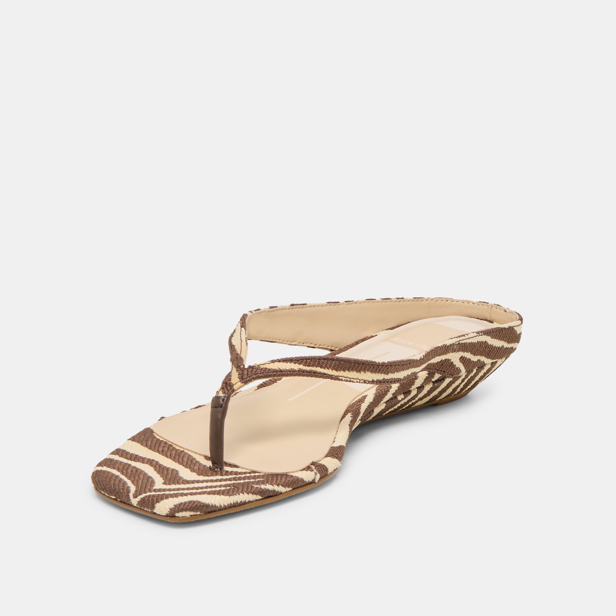 DOLCEVITA-FLAT_GIZEL_BEIGEZEBRA-08.jpg