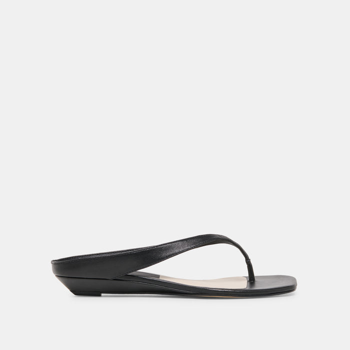 DOLCEVITA-FLAT_GIZEL_BLACKLEATHER-02.jpg