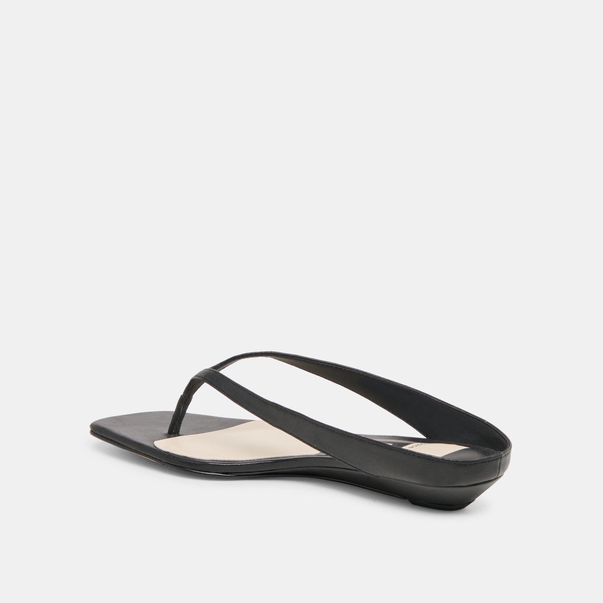DOLCEVITA-FLAT_GIZEL_BLACKLEATHER-09.jpg