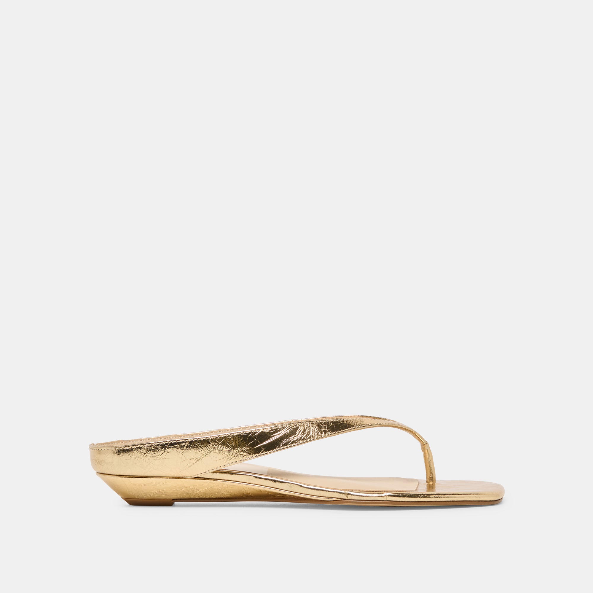 DOLCEVITA-FLAT_GIZEL_GOLDCRINKLEPATENT-02-3.jpg