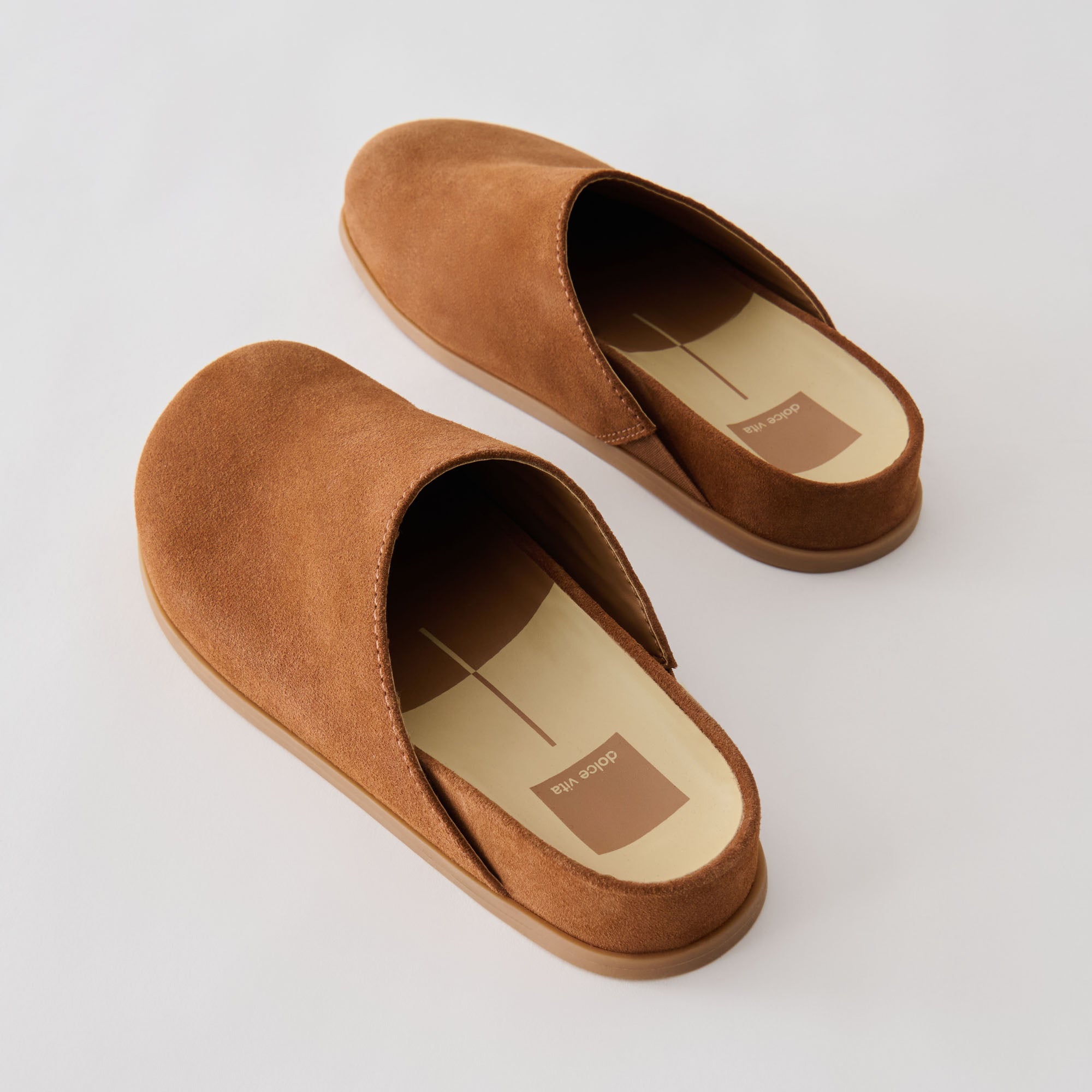 DOLCEVITA-FLAT_JONEY_BROWNSUEDE_2-1.jpg