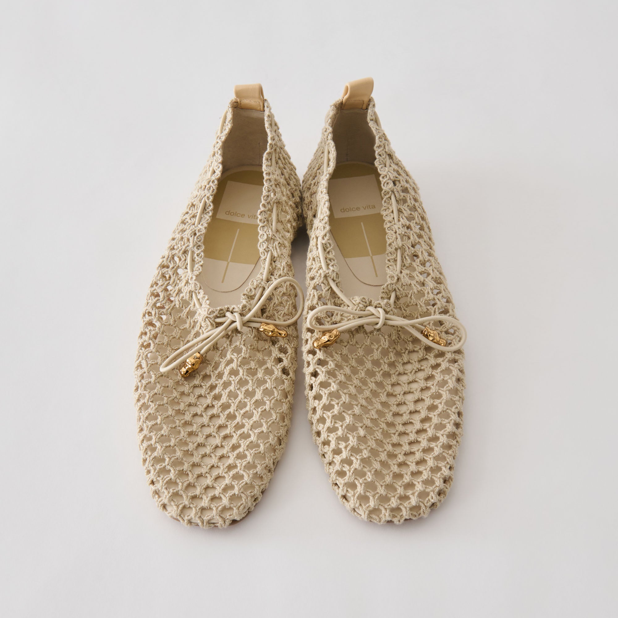 DOLCEVITA-FLAT_KAYLYN_OATMEALCROCHET_DETAILS_5-1.jpg