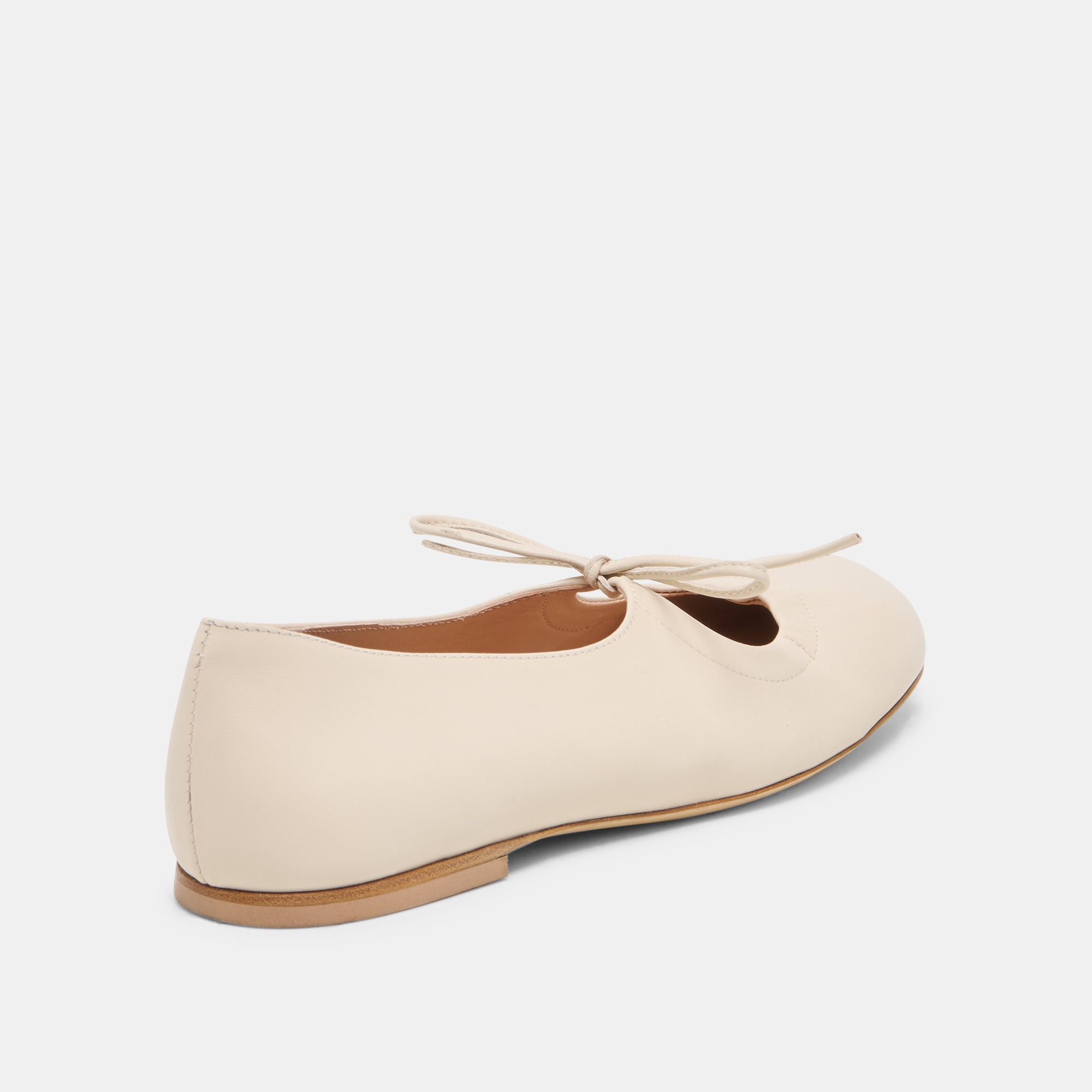 DOLCEVITA-FLAT_PAZEY_BONELEATHER-03.jpg