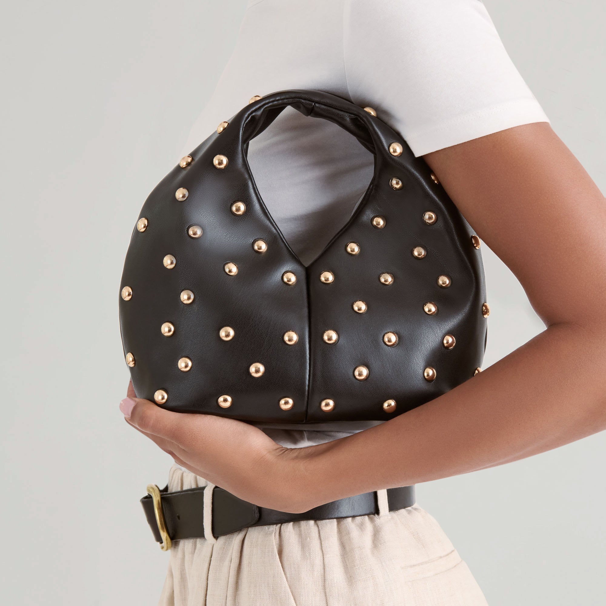 DOLCEVITA-HANDBAG_DAHLIA_BLACKPU_02_81f7f8cd-49e0-4ddd-a989-805fb9f88752.jpg