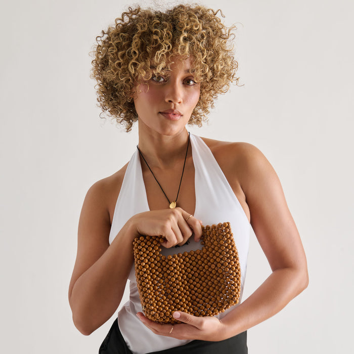 DOLCEVITA-HANDBAG_LINZY-W_NATURALWOODBEADED_02.jpg