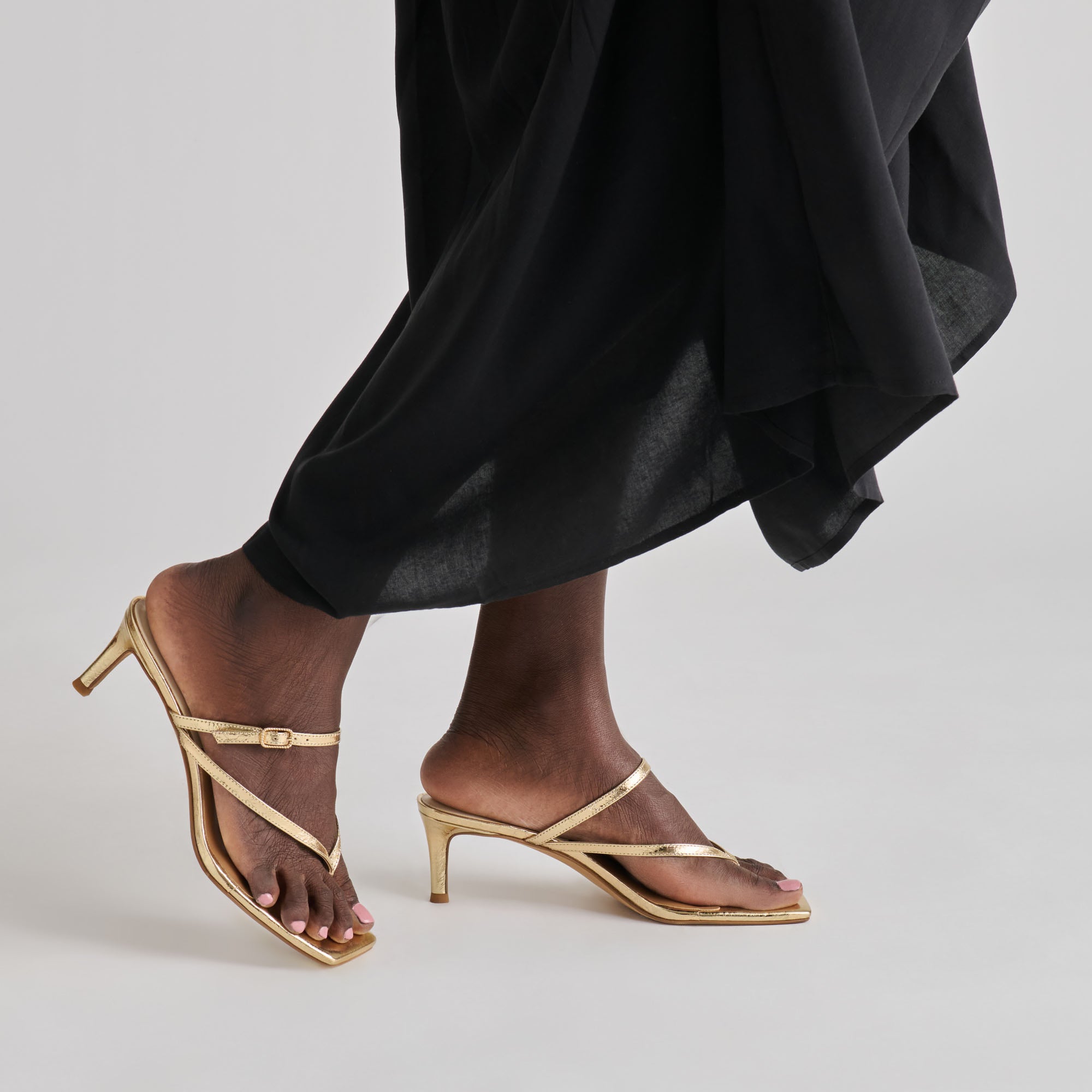 DOLCEVITA-HEELS_BIAGA_GOLDDISTRESSEDLEATHER_01-1.jpg