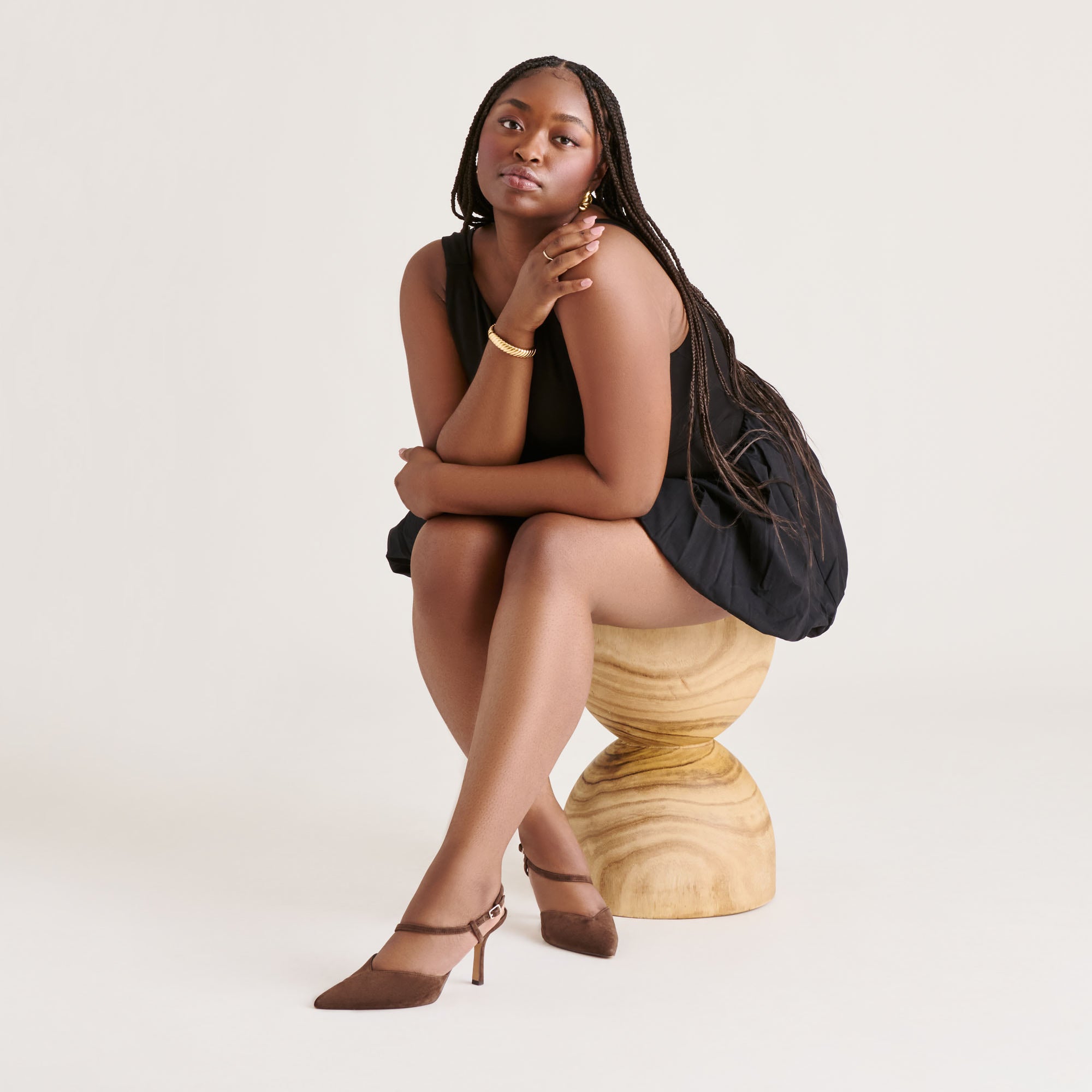 DOLCEVITA-HEELS_KAMRA_DKBROWNSUEDE_1.jpg