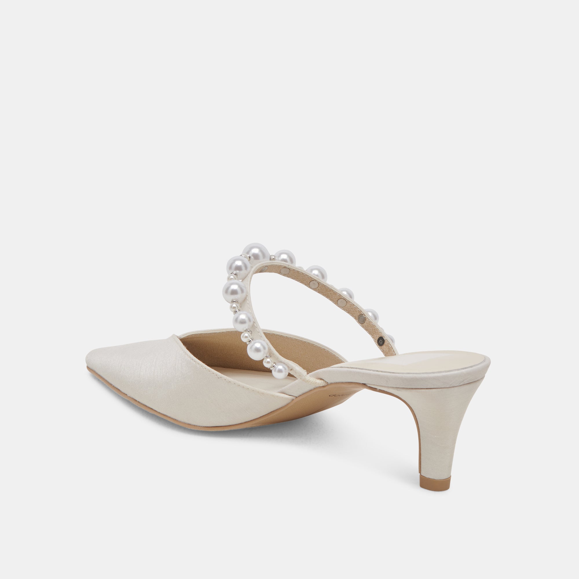 DOLCEVITA-HEELS_KANIKAMID_VANILLAPEARLS-08-1.jpg