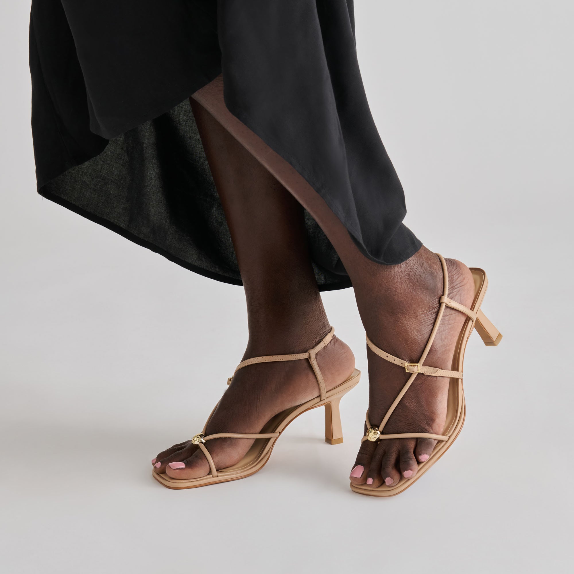 DOLCEVITA-HEELS_MYLEE_LTTANLEATHER_03.jpg