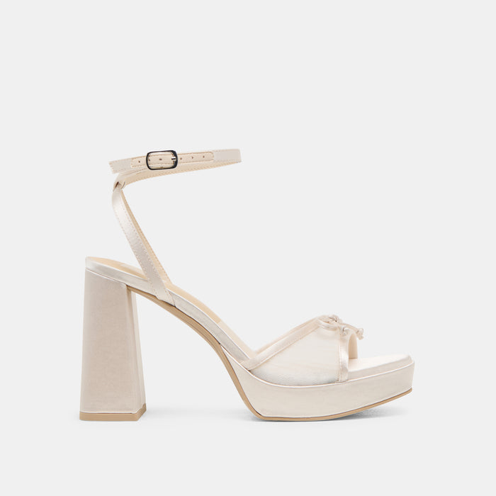DOLCEVITA-HEELS_PANDOR_WHITETULLE-02.jpg