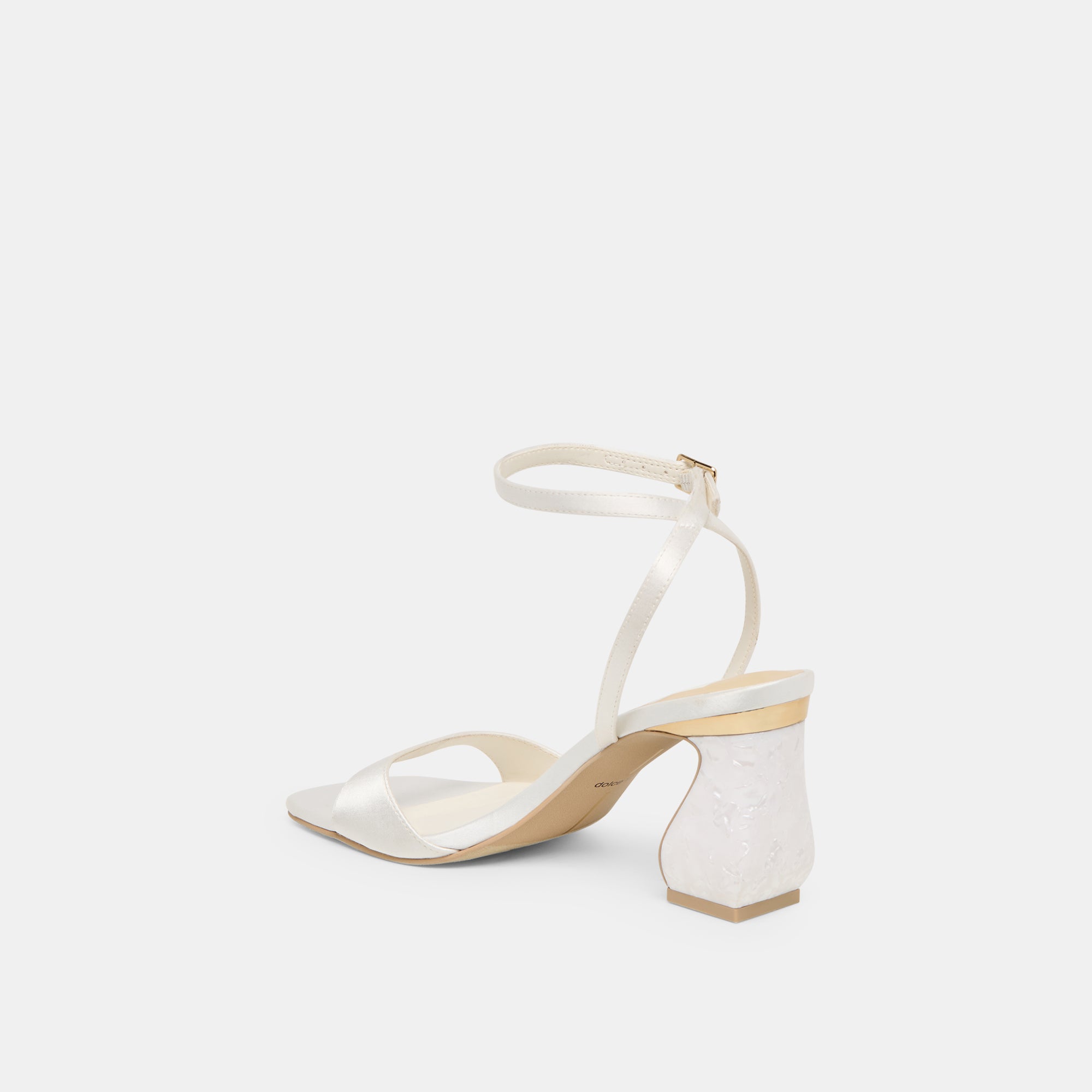 DOLCEVITA-HEELS_TILDA_TRUEWHITESATIN-08.jpg