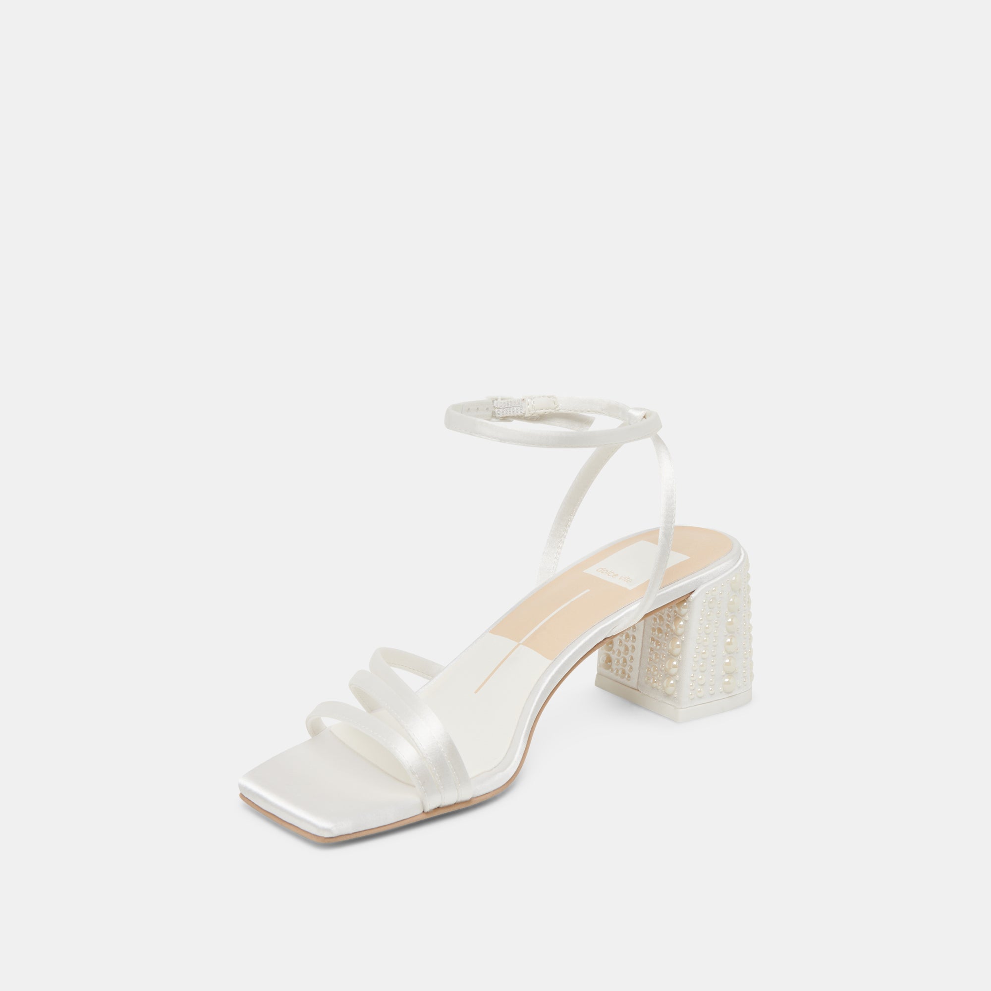 DOLCEVITA-HEELS_YSABELPEARL_TRUEWHITESATIN-08-1.jpg
