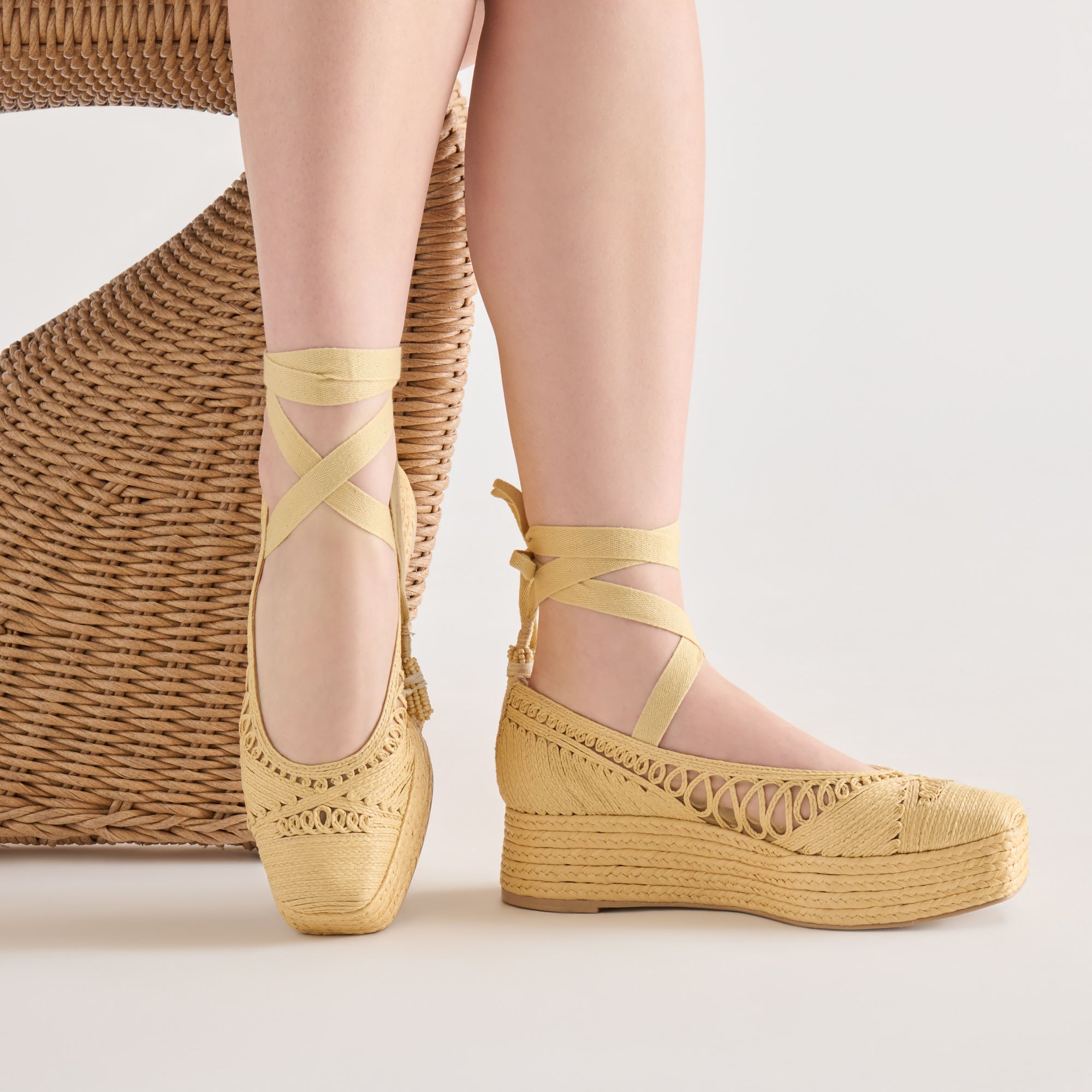 DOLCEVITA-HEEL_FARIS_LTNATURALMACRAME_02-1.jpg