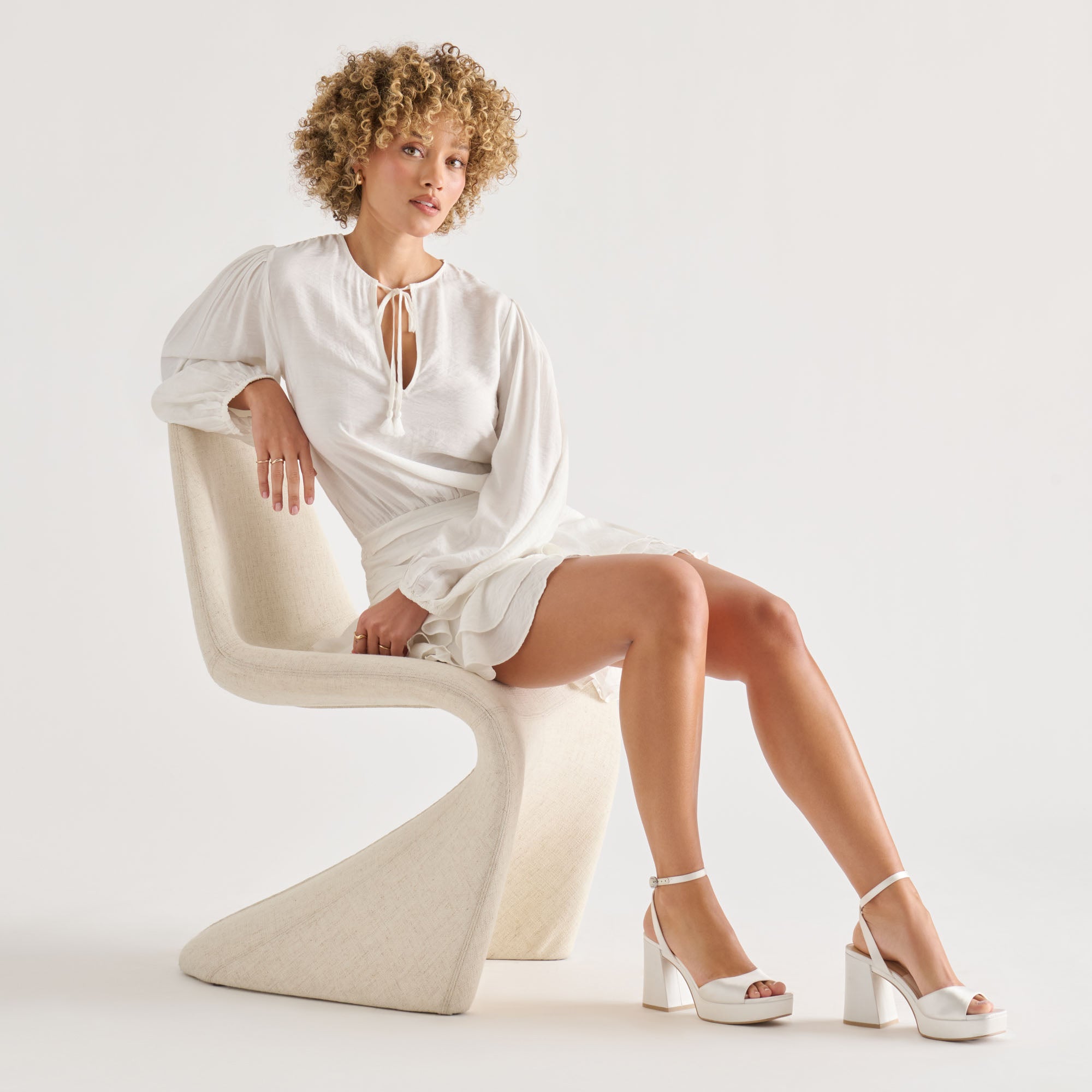 DOLCEVITA-HEEL_FELICA_WHITESATIN_03-1.jpg