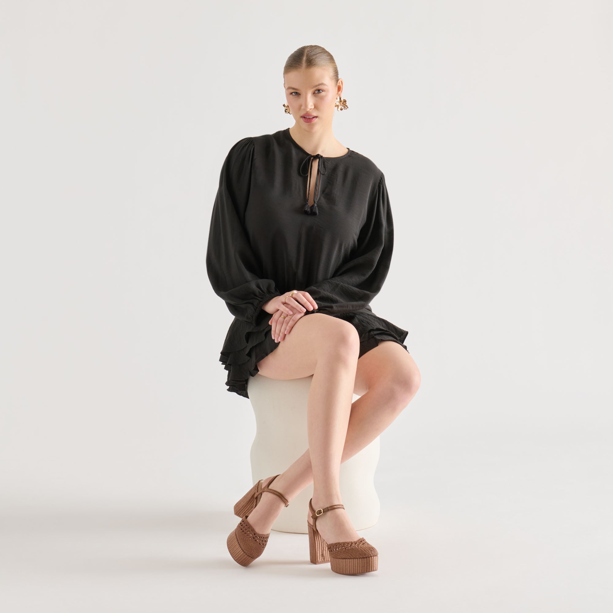 DOLCEVITA-HEEL_GERO_MIDBROWNWOVENRAFFIA_01-1.jpg
